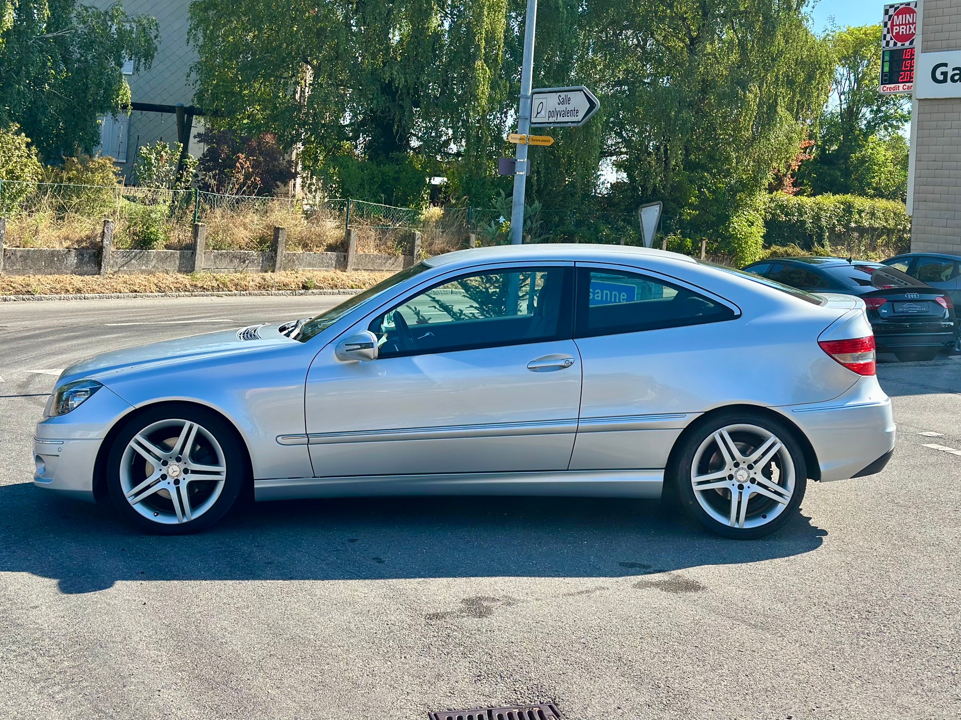 MERCEDES-BENZ CLC 200 Kompressor Automatic-image-5