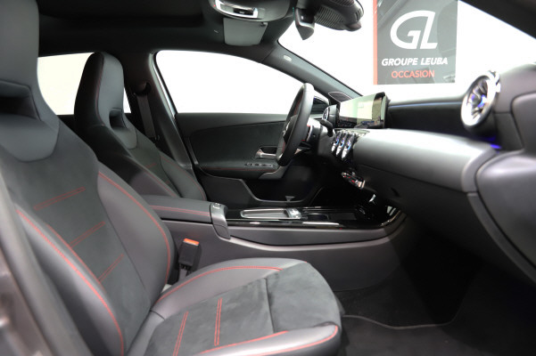 MERCEDES-BENZ A 220 4Matic 8G-DCT-image-8