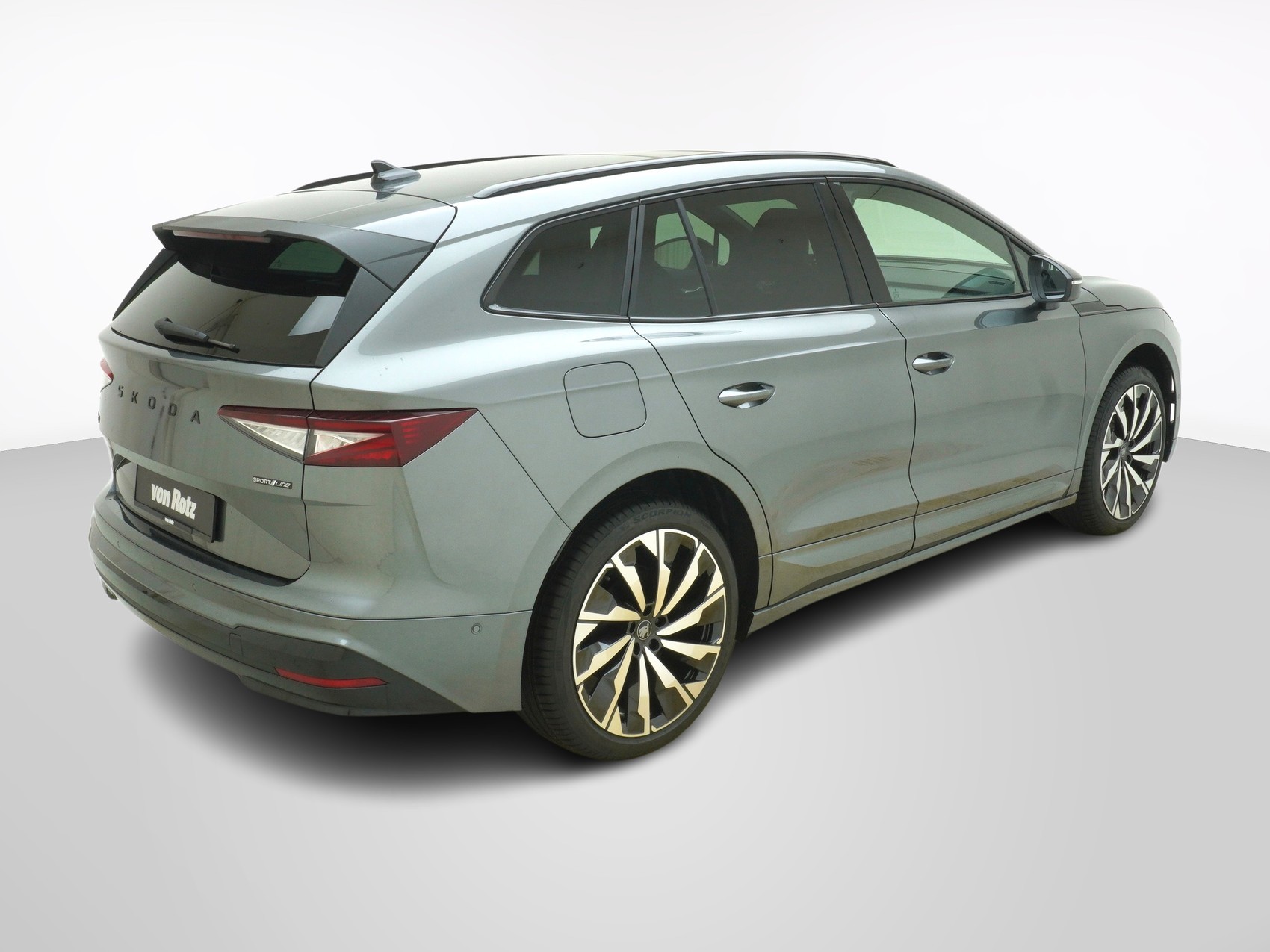 SKODA Enyaq iV 85x SportLine MAXX-image-5