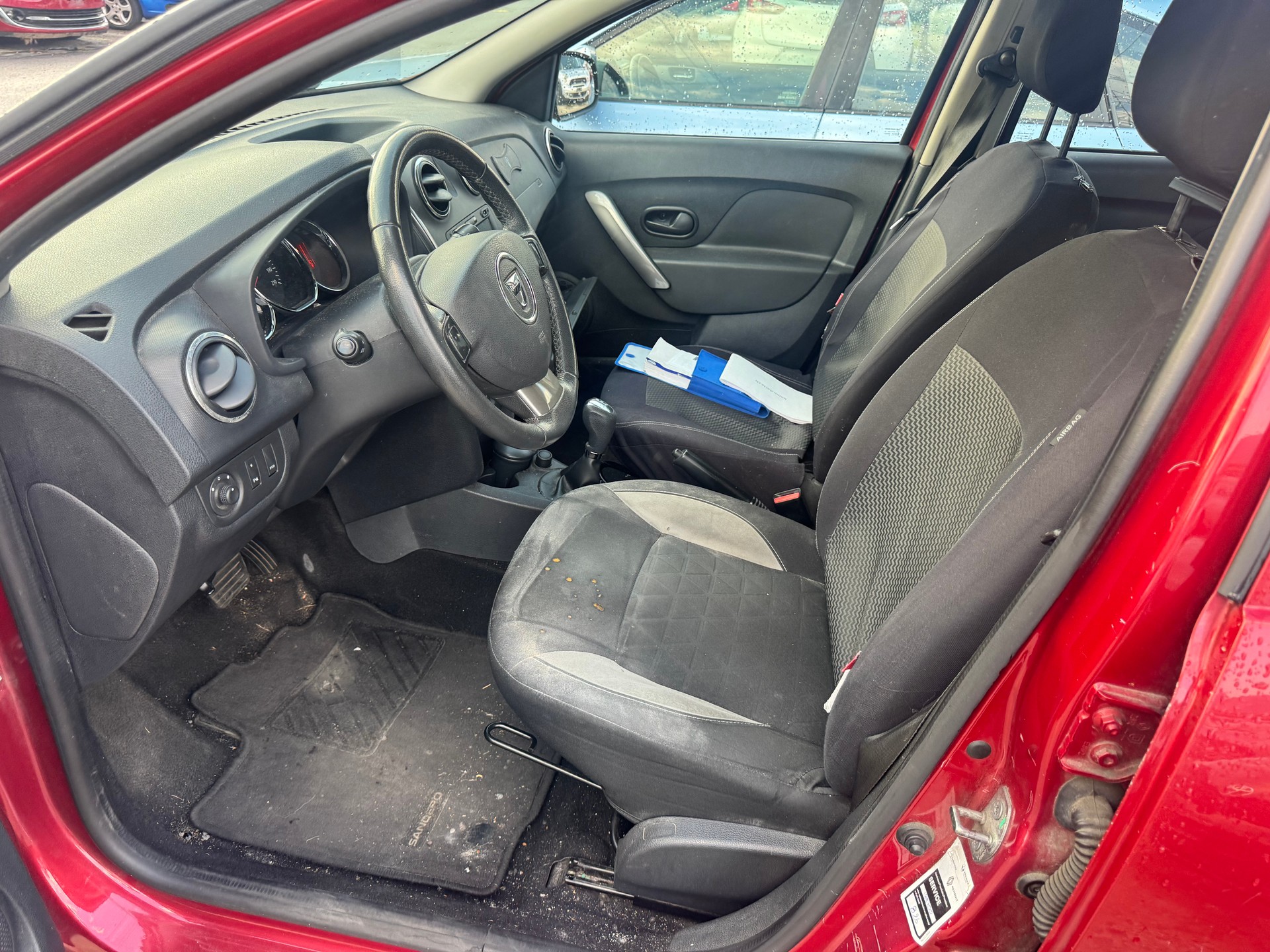 DACIA Sandero Tce 90 Stepway Lauréate Automatic-image-11