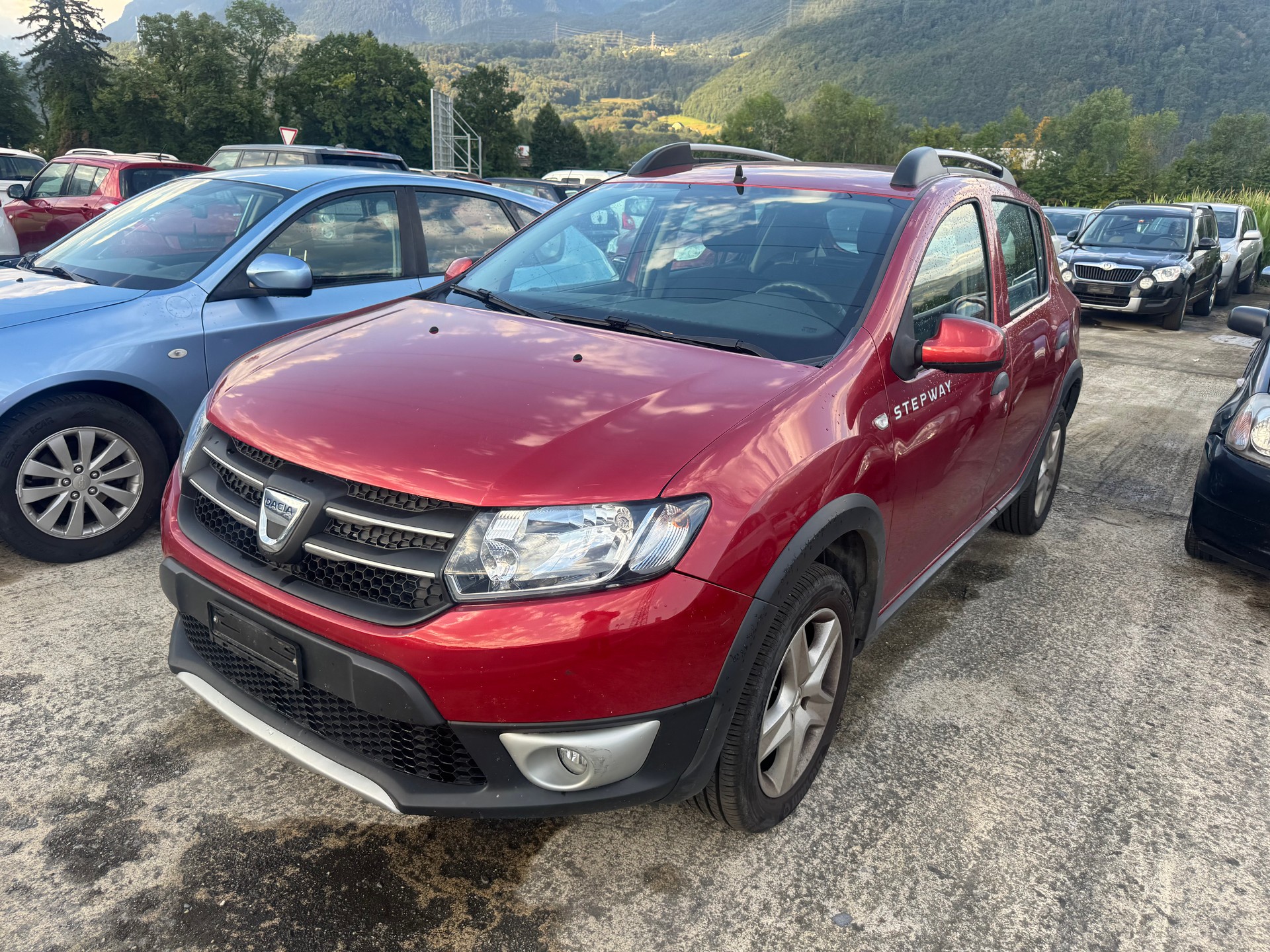 DACIA Sandero Tce 90 Stepway Lauréate Automatic-image-0