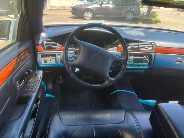 CADILLAC DEVILLE-image-4