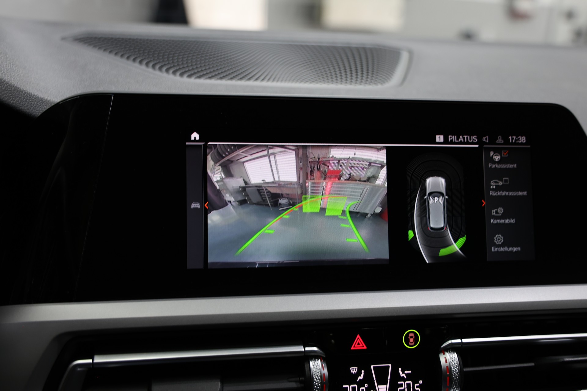 BMW 318d G21 48V Touring Steptronic-image-11
