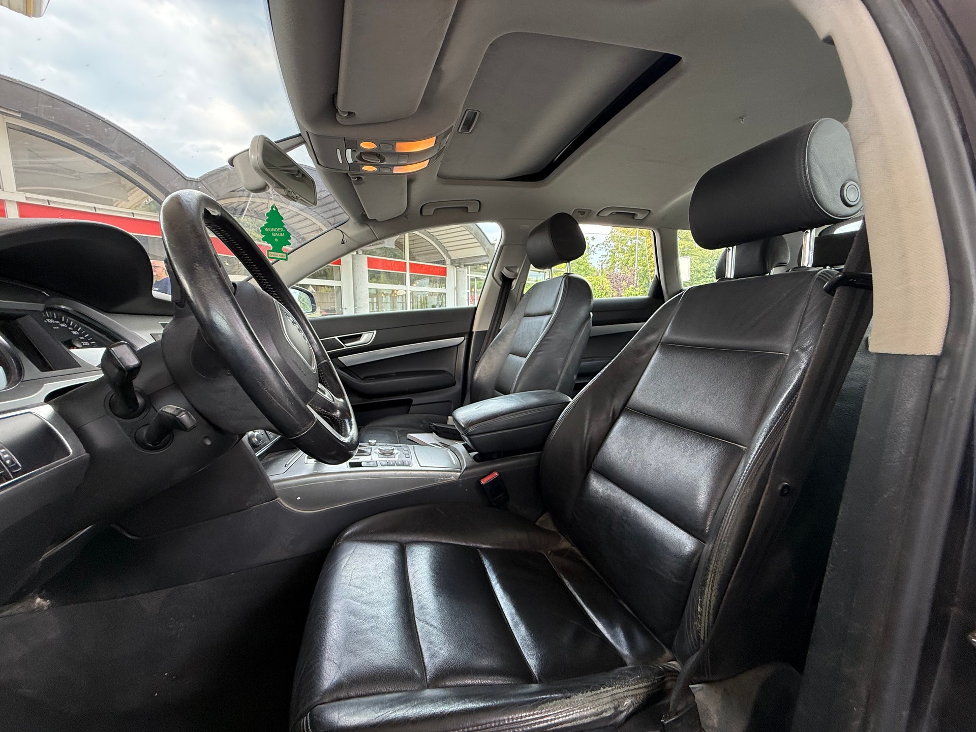 AUDI A6 Avant 3.0 V6 TDI quattro-image-9