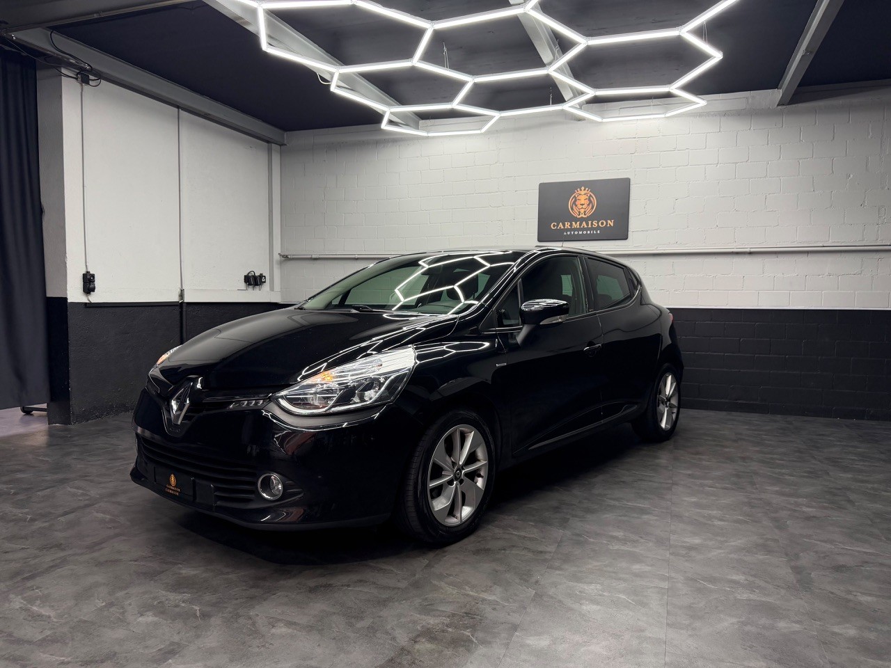 RENAULT Clio 1.2 16V | CH-Auto | Automat | Tempomat | Limited Edition-image-2