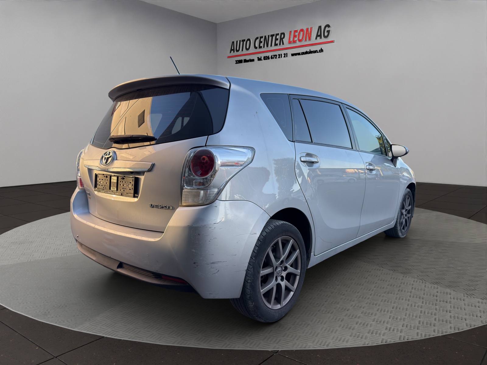 TOYOTA Verso 2.0 D-4D Luna-image-5