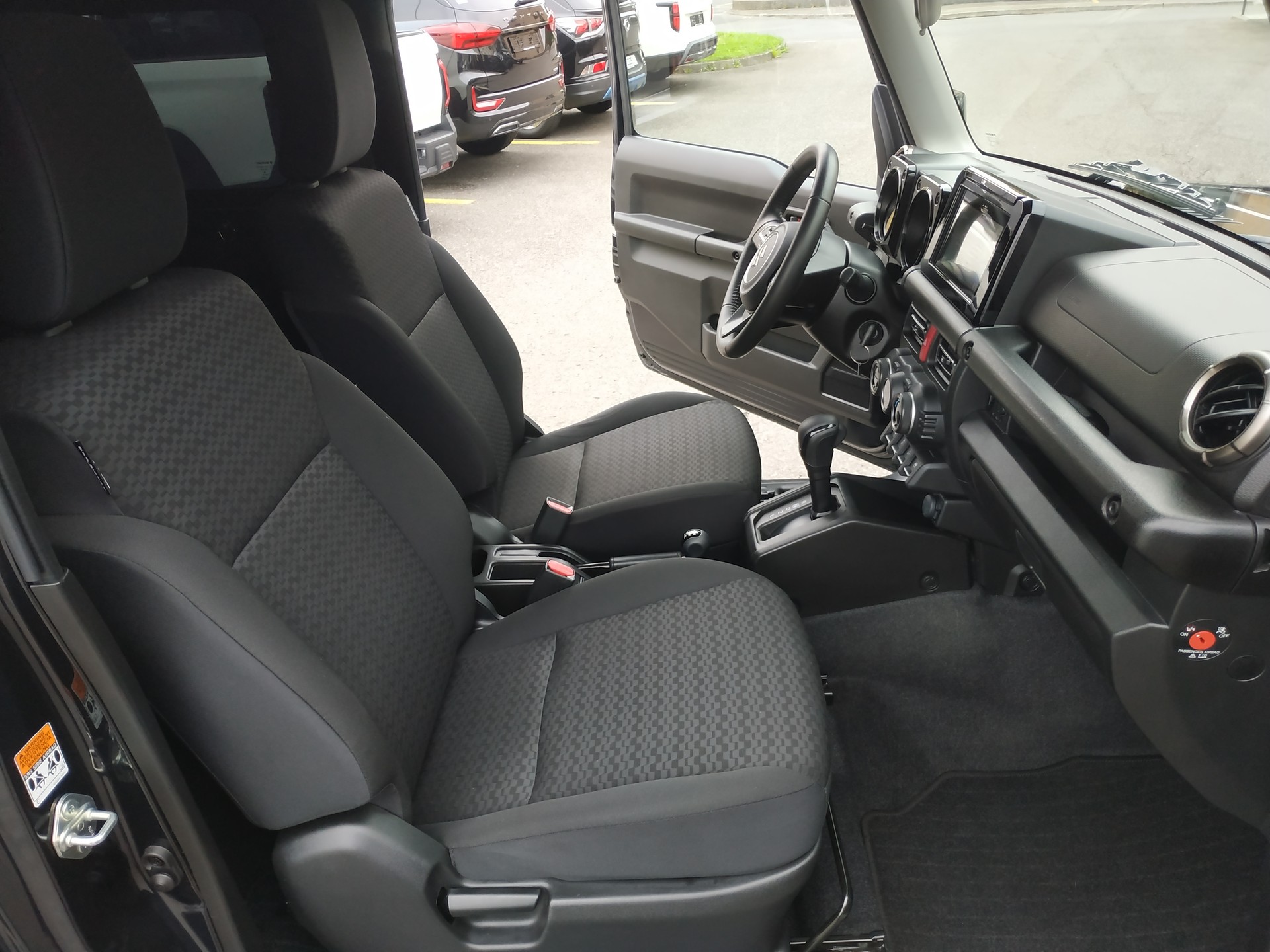 SUZUKI Jimny 1.5 Compact Top 4x4 Automat-image-17