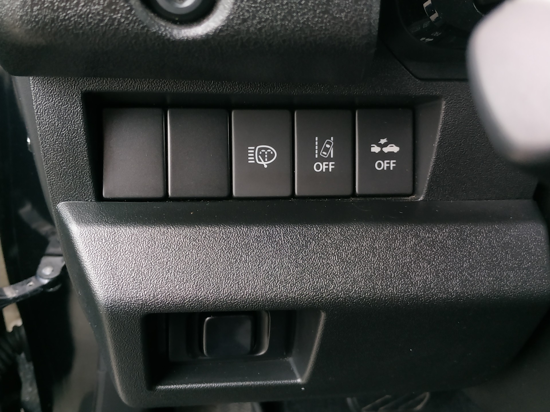 SUZUKI Jimny 1.5 Compact Top 4x4 Automat-image-16