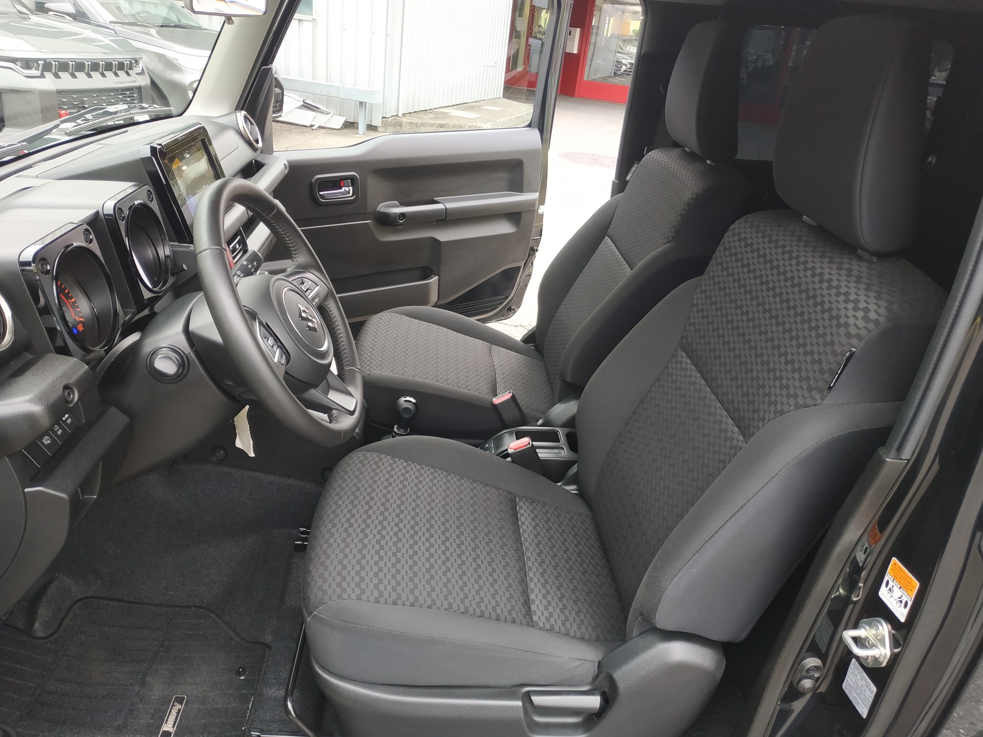 SUZUKI Jimny 1.5 Compact Top 4x4 Automat-image-10