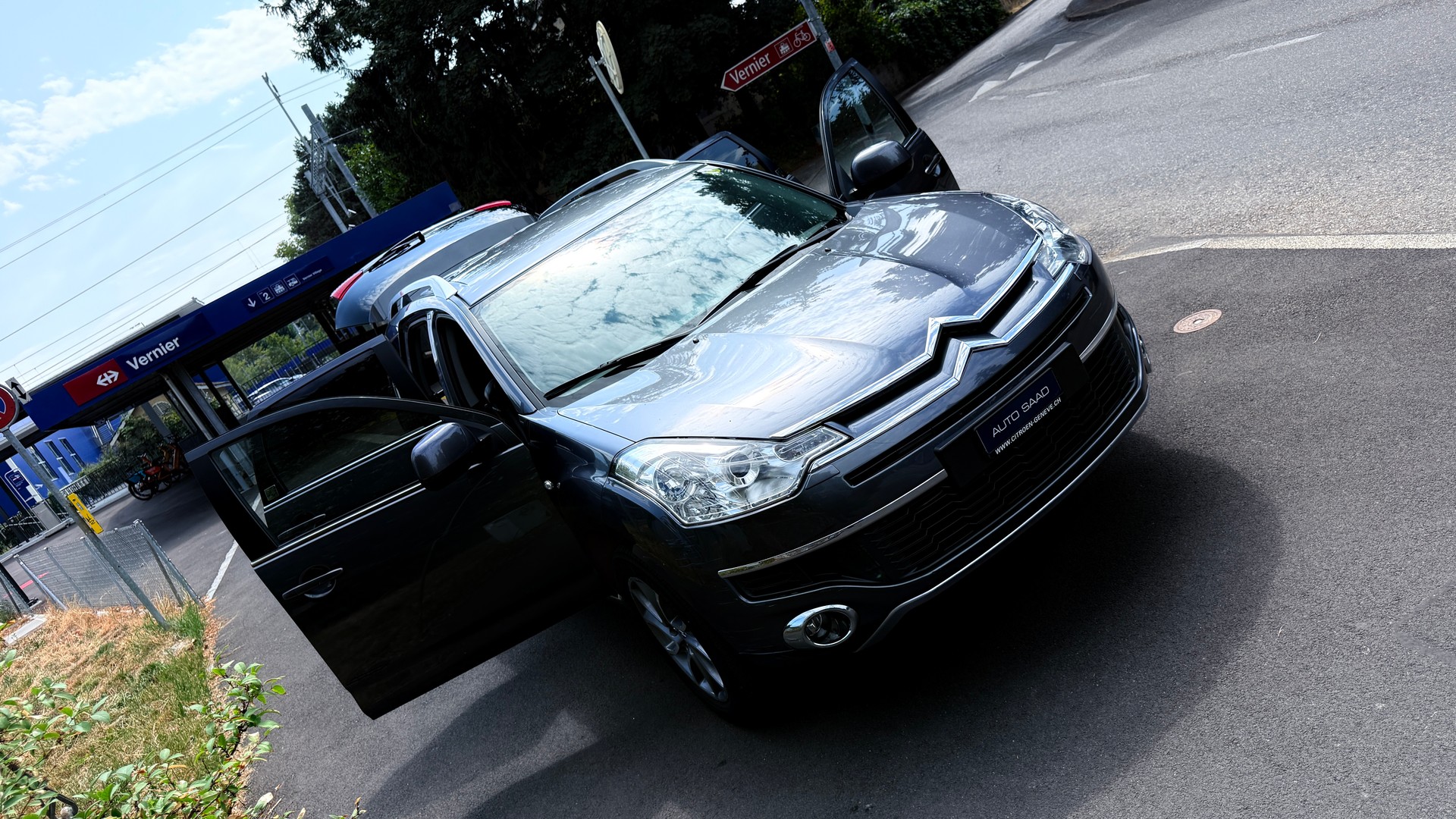 CITROEN C-Crosser 2.2 HDi Exclusive DCS6-image-13