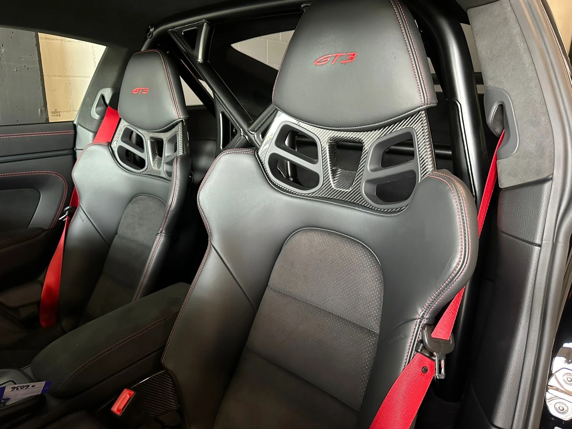 PORSCHE 911 GT3 PDK-showroom-element-2