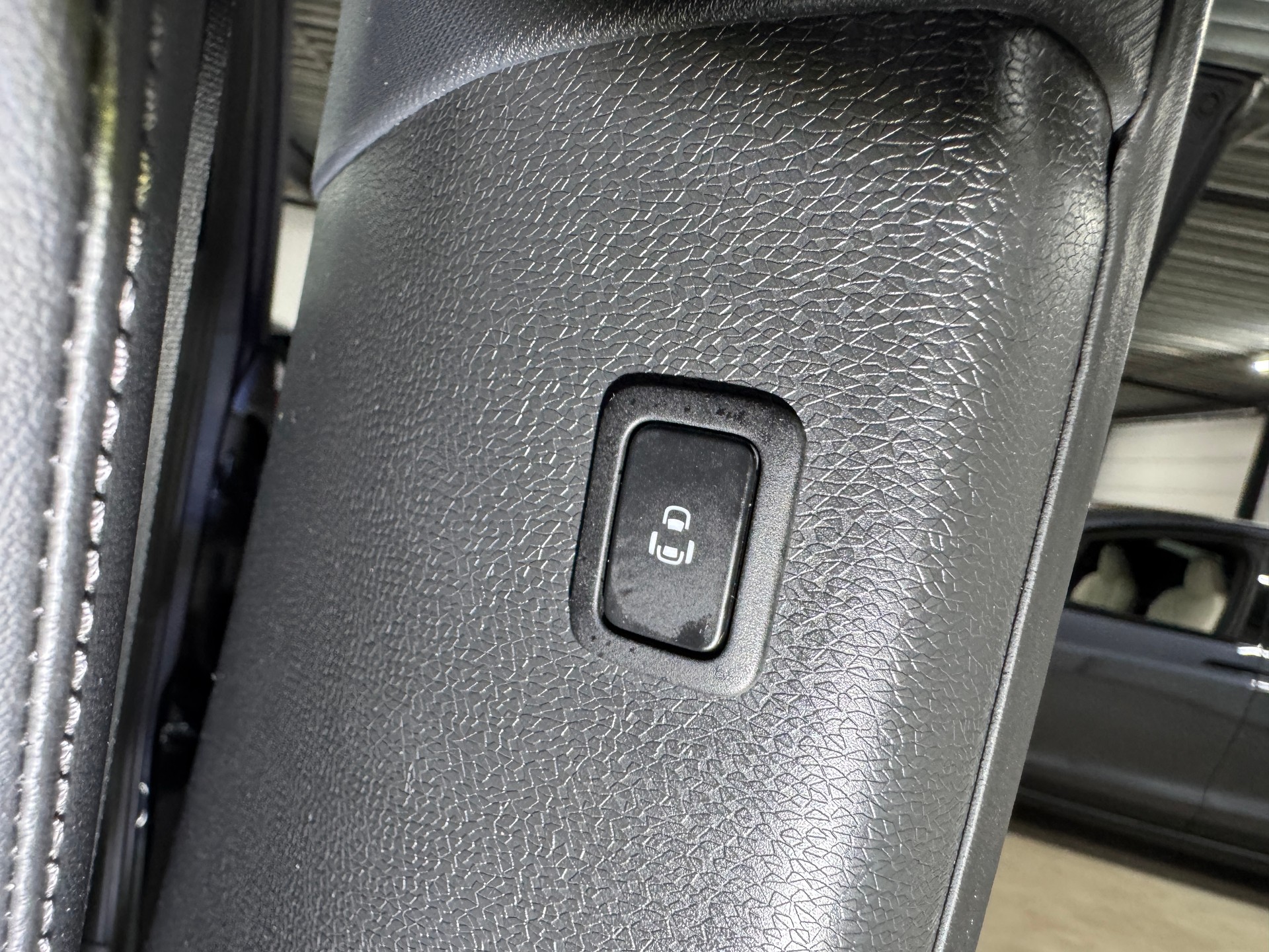 VW ID.Buzz NWB GTX 4 Motion Allrad / 340PS / AHK / Vollausstattung-image-15