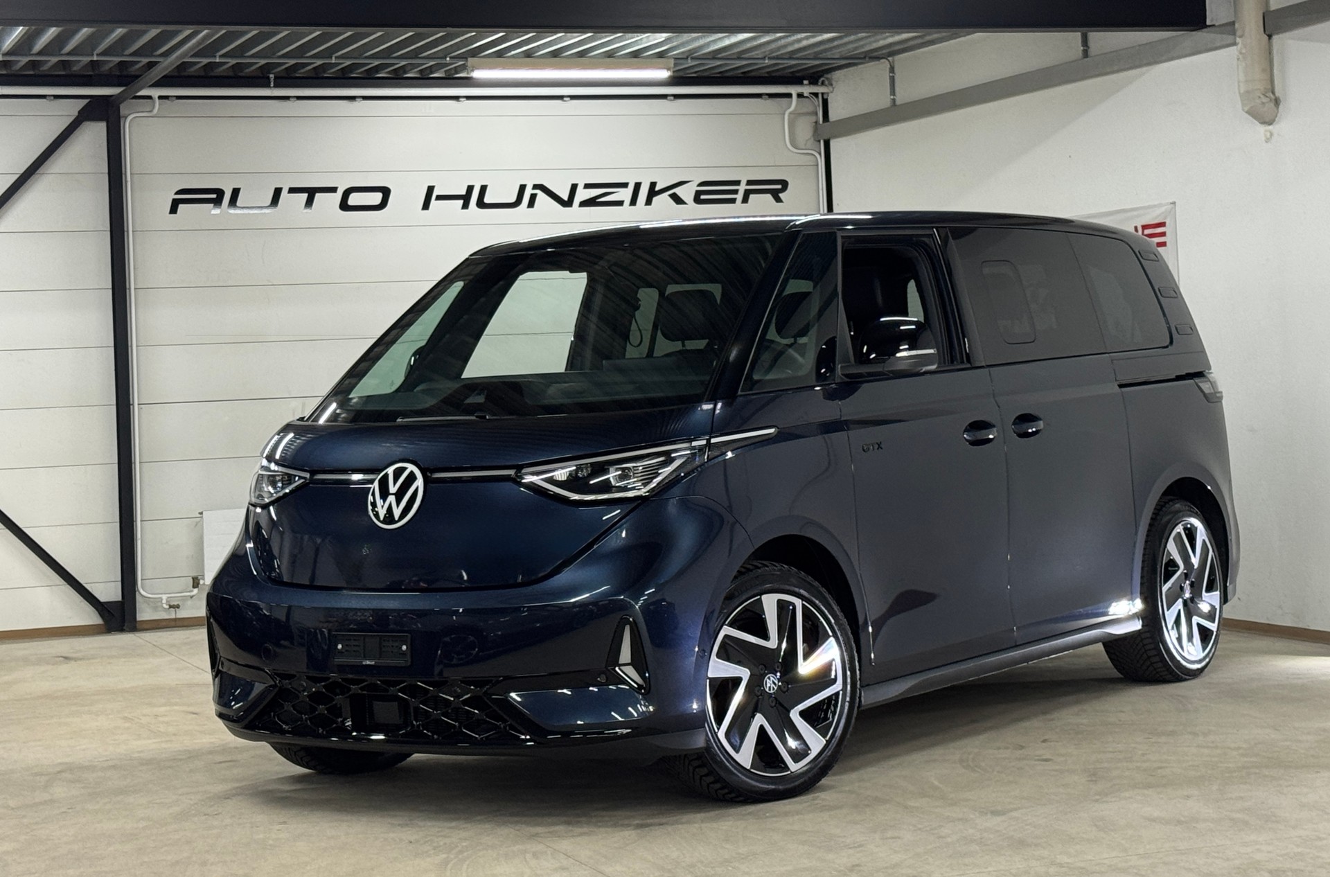 VW ID.Buzz NWB GTX 4 Motion Allrad / 340PS / AHK / Vollausstattung-image-0