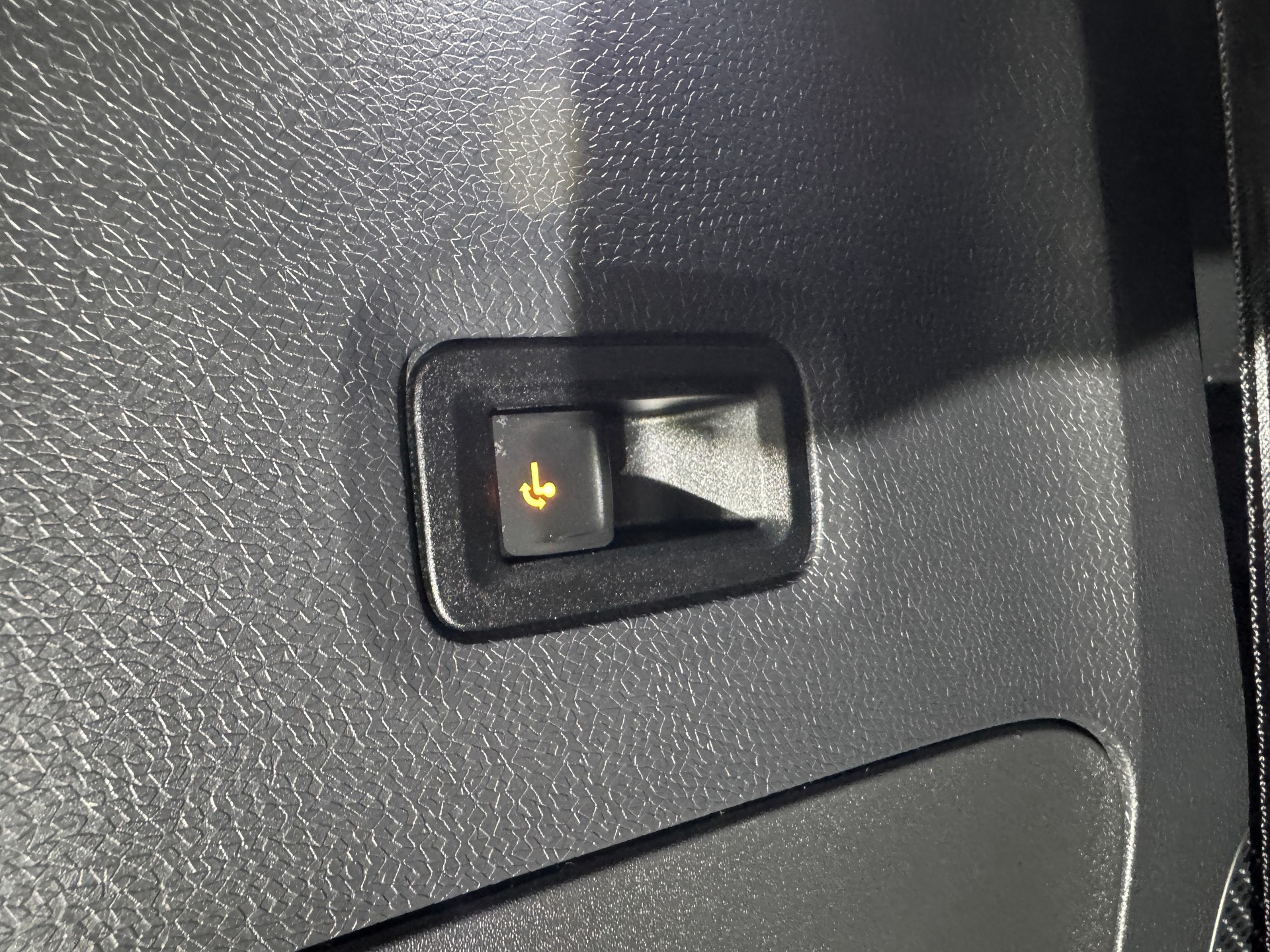 VW ID.Buzz NWB GTX 4 Motion Allrad / 340PS / AHK / Vollausstattung-image-14