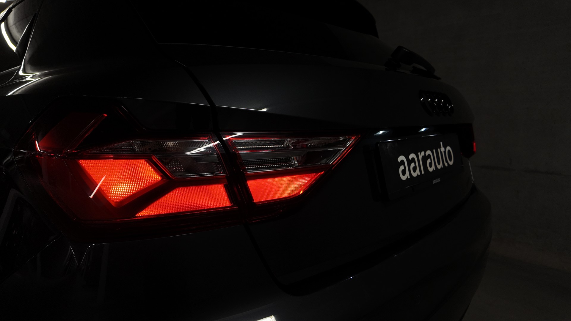 AUDI A1 Sportback 25 TFSI advanced S-Line S-tronic-image-6