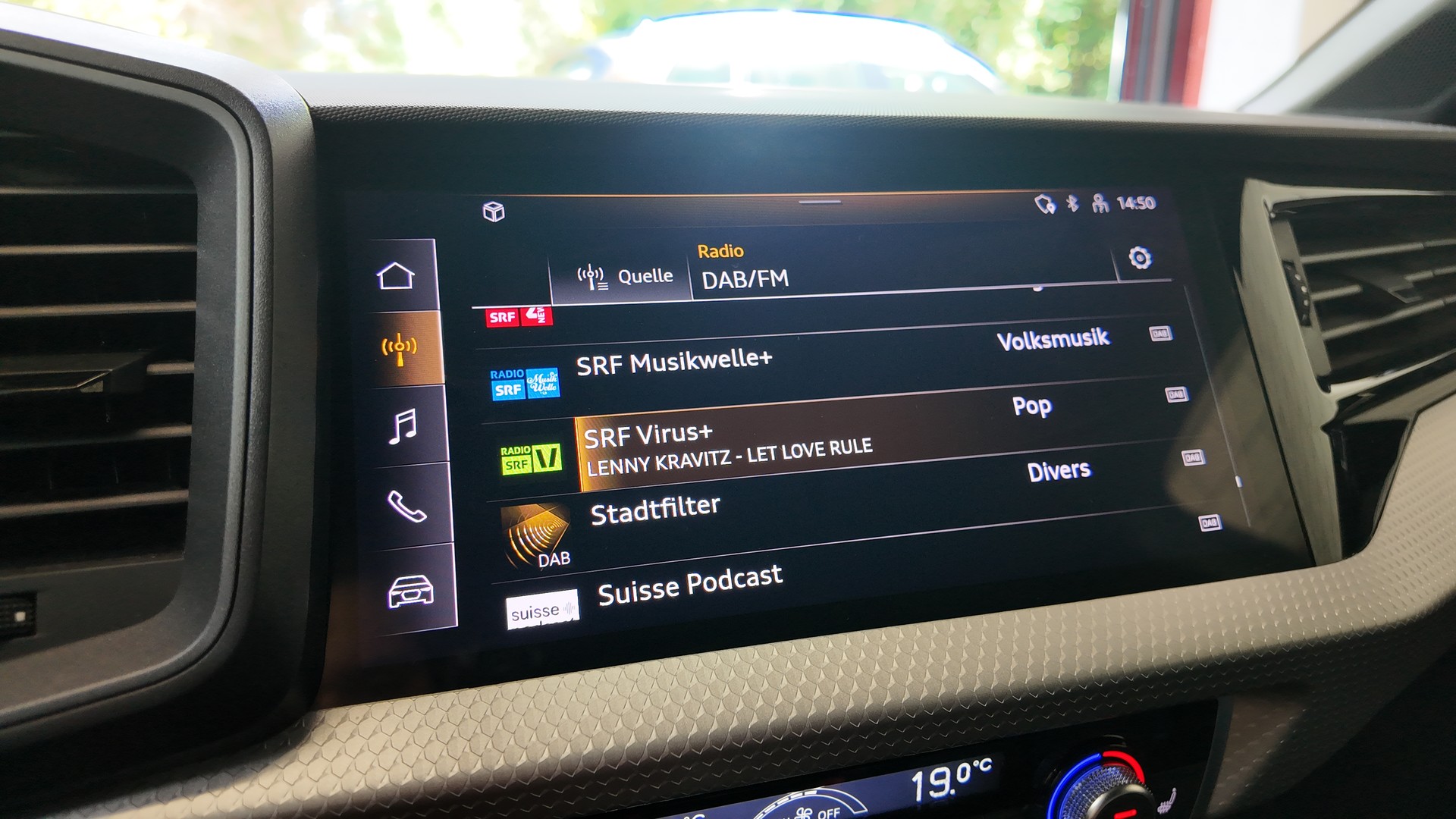 AUDI A1 Sportback 25 TFSI advanced S-Line S-tronic-image-23