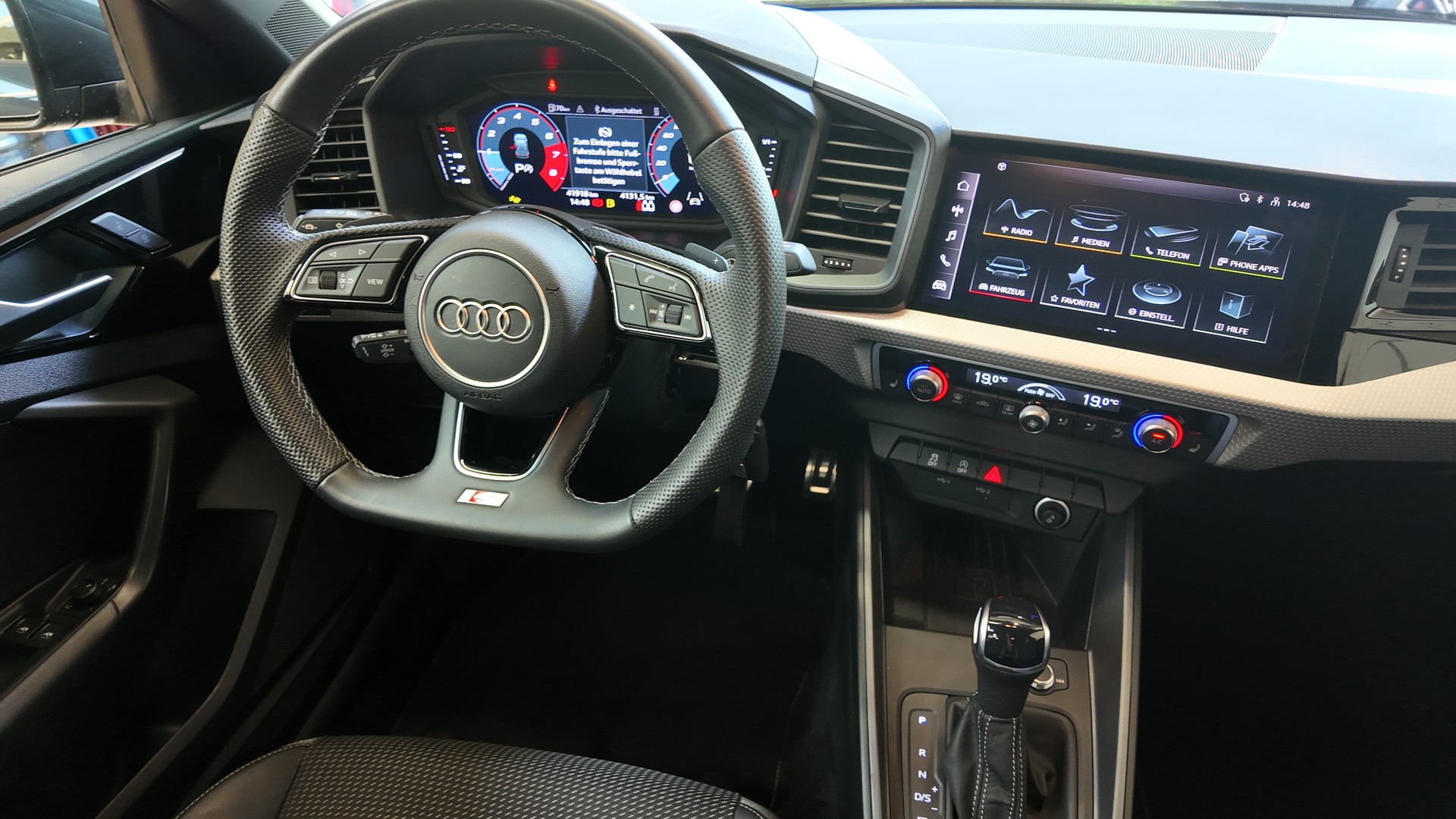 AUDI A1 Sportback 25 TFSI advanced S-Line S-tronic-image-8
