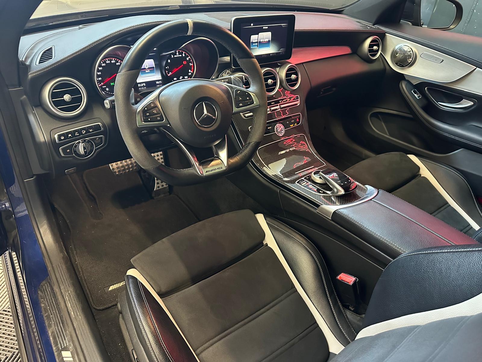 MERCEDES-BENZ C 63 S AMG Speedshift-image-1