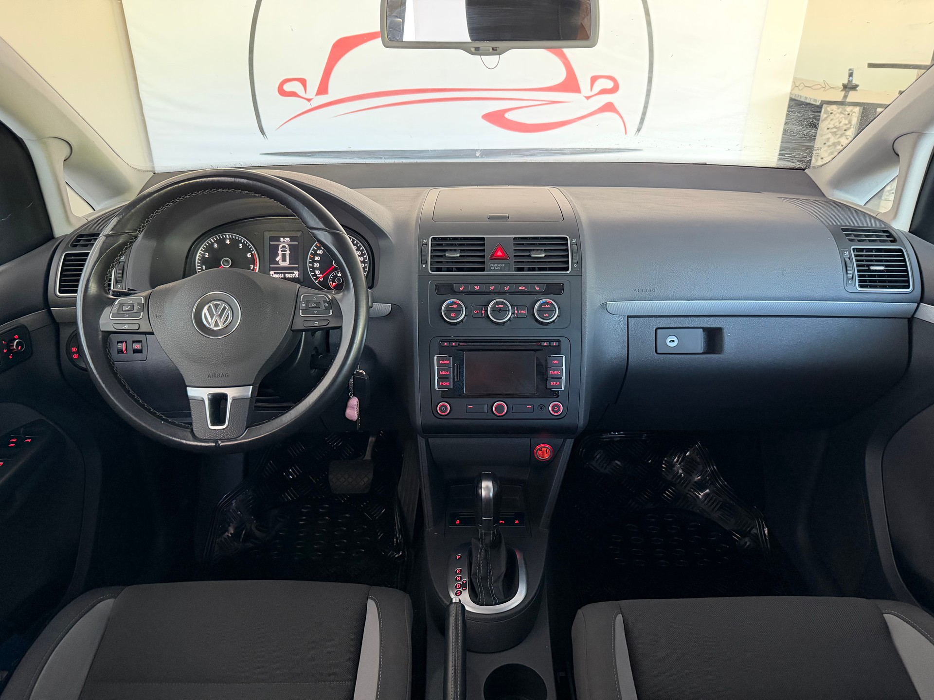 VW Touran 1.4 TSI Comfortline DSG-image-9