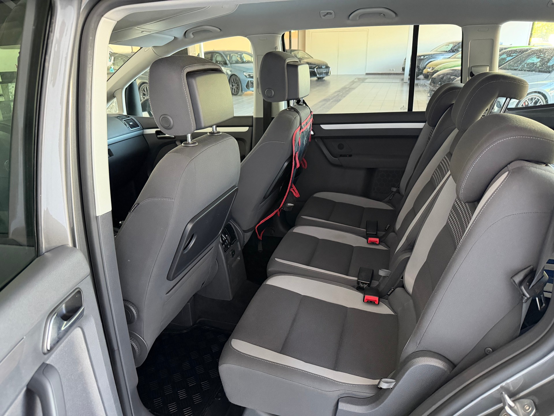 VW Touran 1.4 TSI Comfortline DSG-image-8