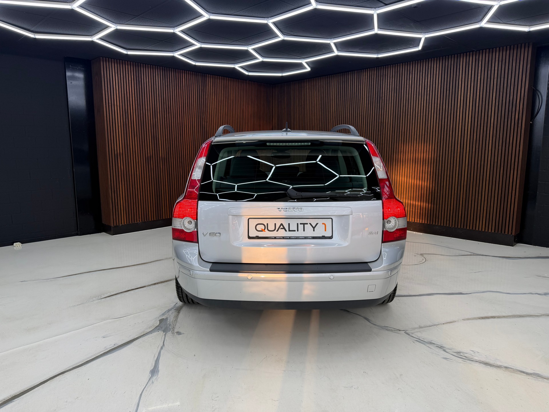 VOLVO V50 2.4I Momentum-image-7