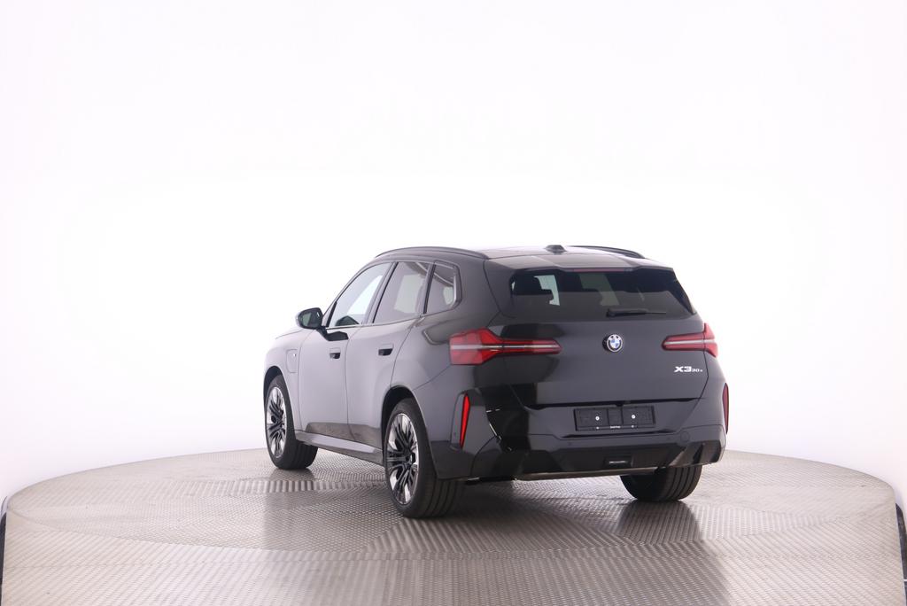 BMW X3 30e xDrive-image-5