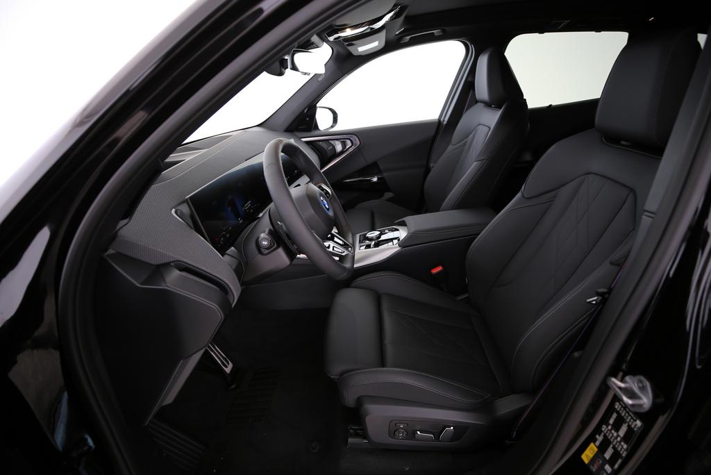 BMW X3 30e xDrive-image-15