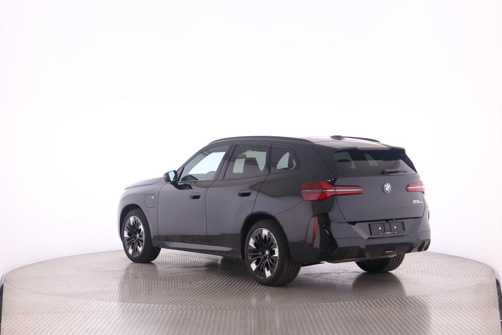 BMW X3 30e xDrive-image-4