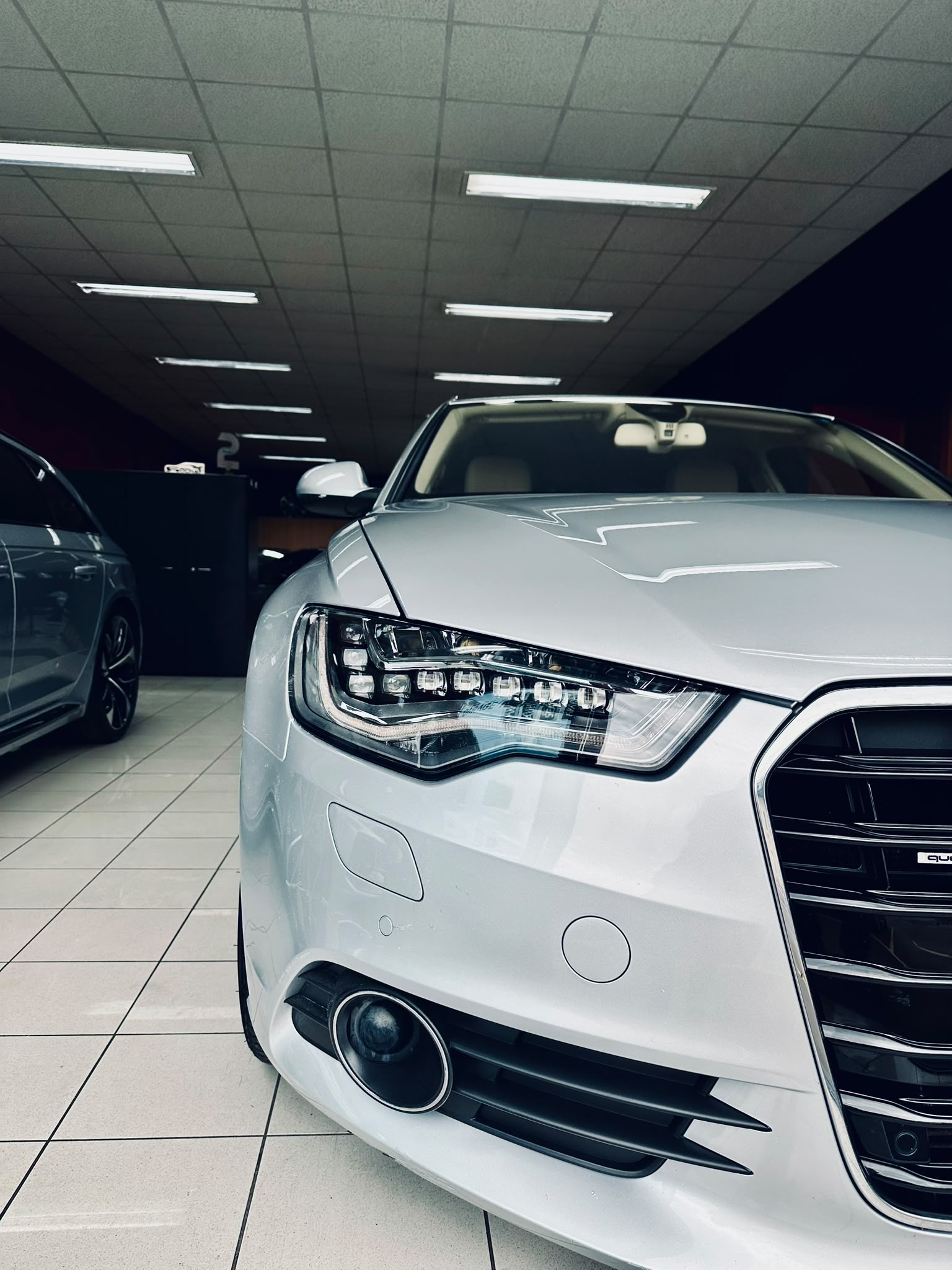 AUDI A6 Avant 3.0 BiTDI V6 quattro tiptronic-image-1