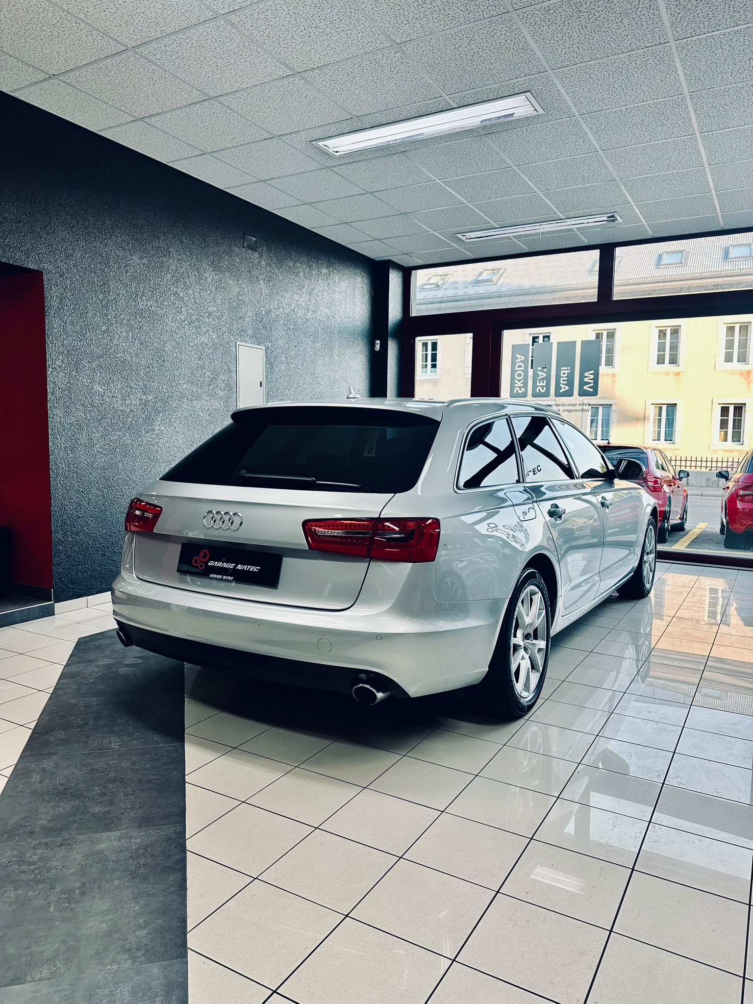 AUDI A6 Avant 3.0 BiTDI V6 quattro tiptronic-image-3