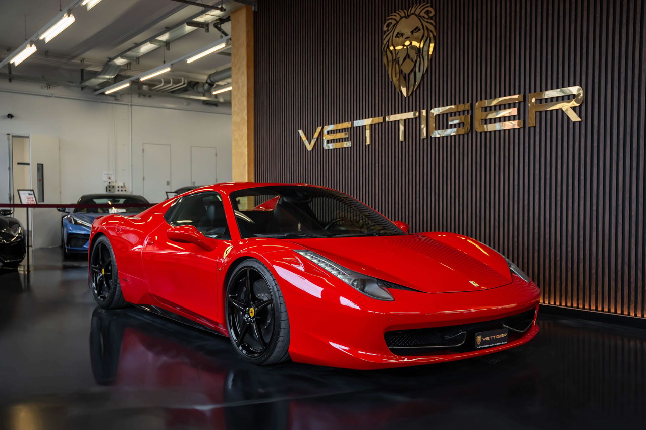 FERRARI 458 Spider Italia 4.5 V8-showroom-element-1