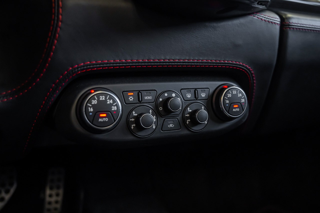 FERRARI 458 Spider Italia 4.5 V8-image-19