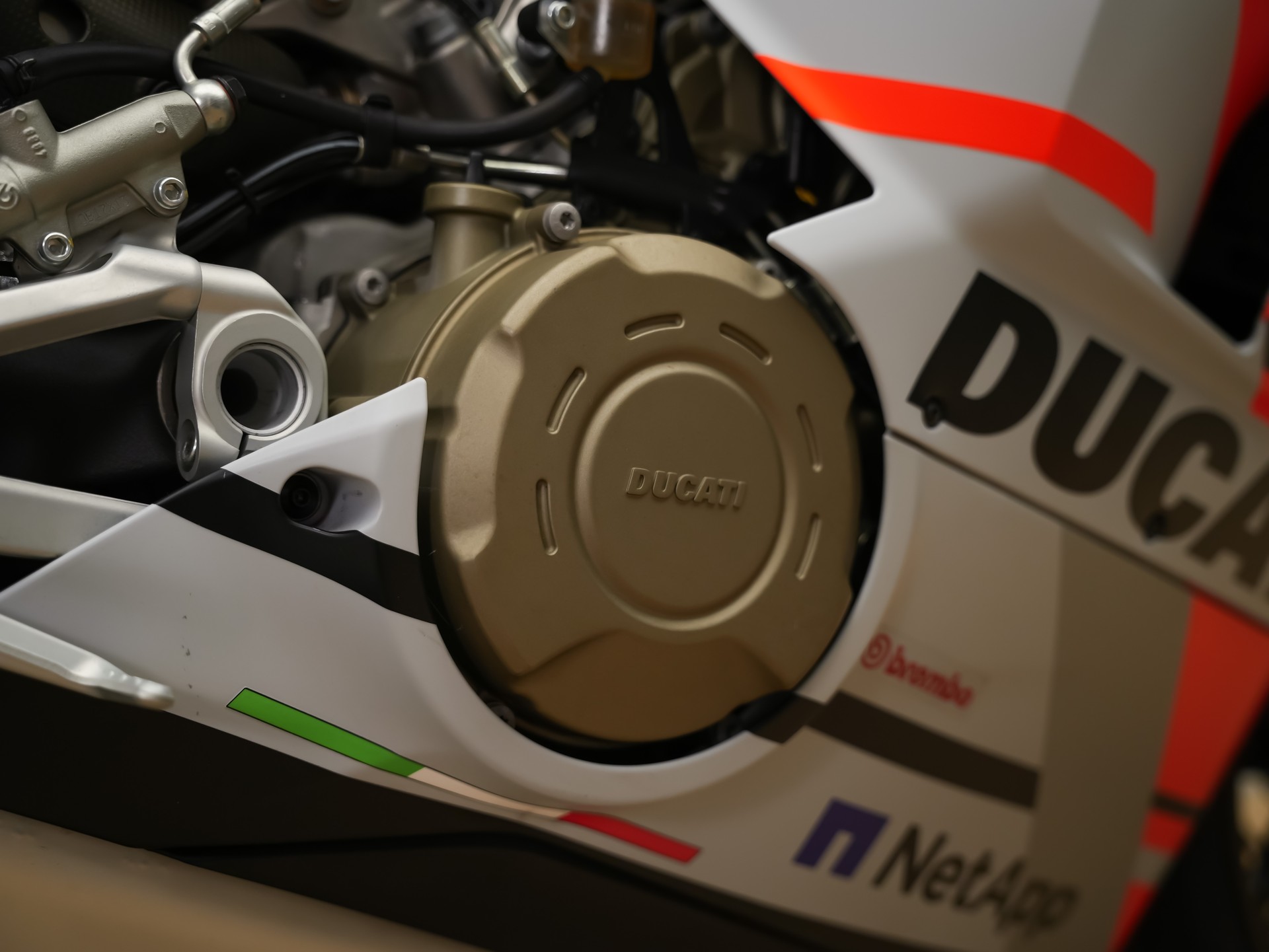 DUCATI Panigale 1103 V4 *1 of 1*Sonderumbau*Carbon*-image-13