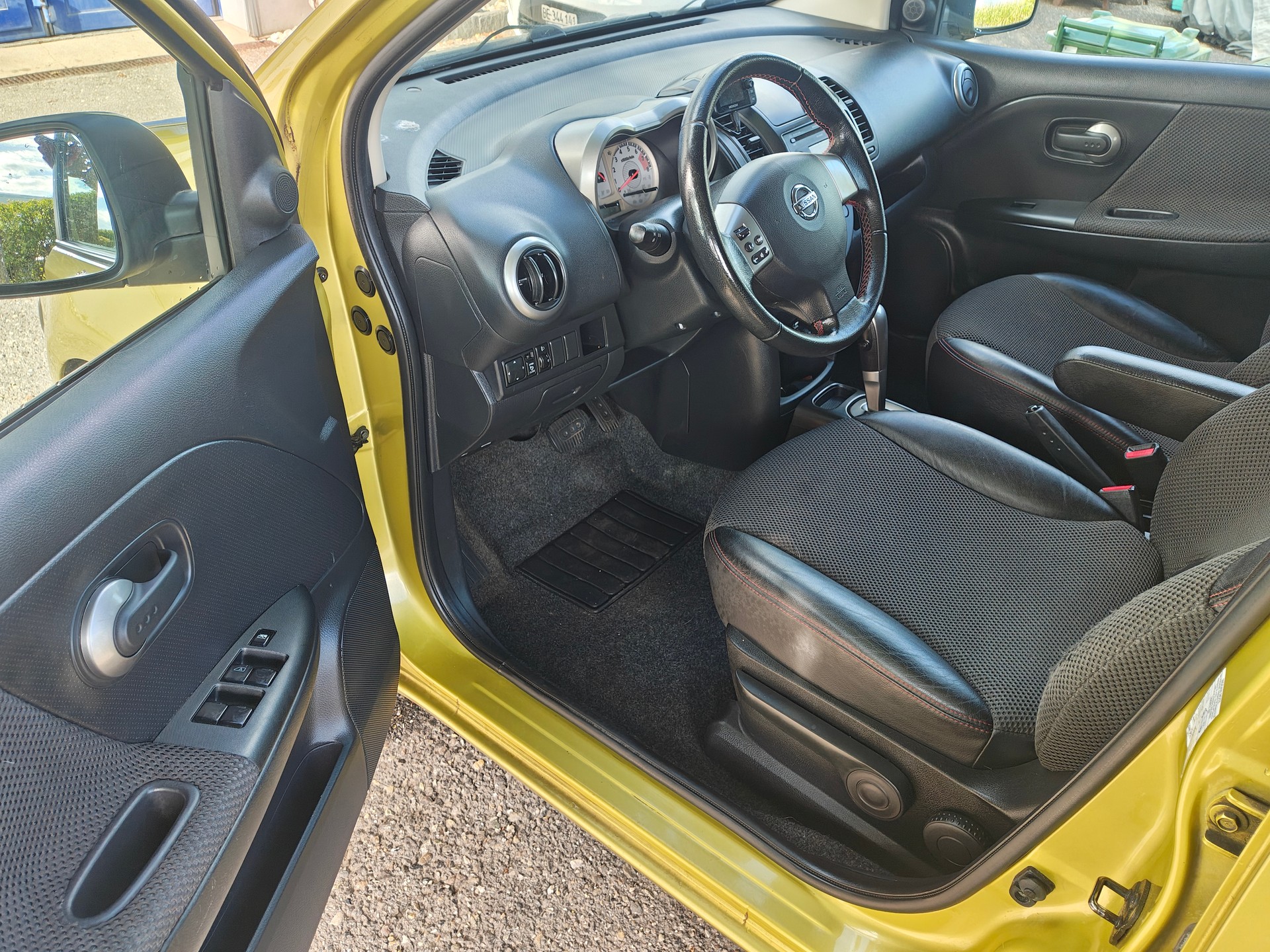 NISSAN Note 1.6 tekna-image-7
