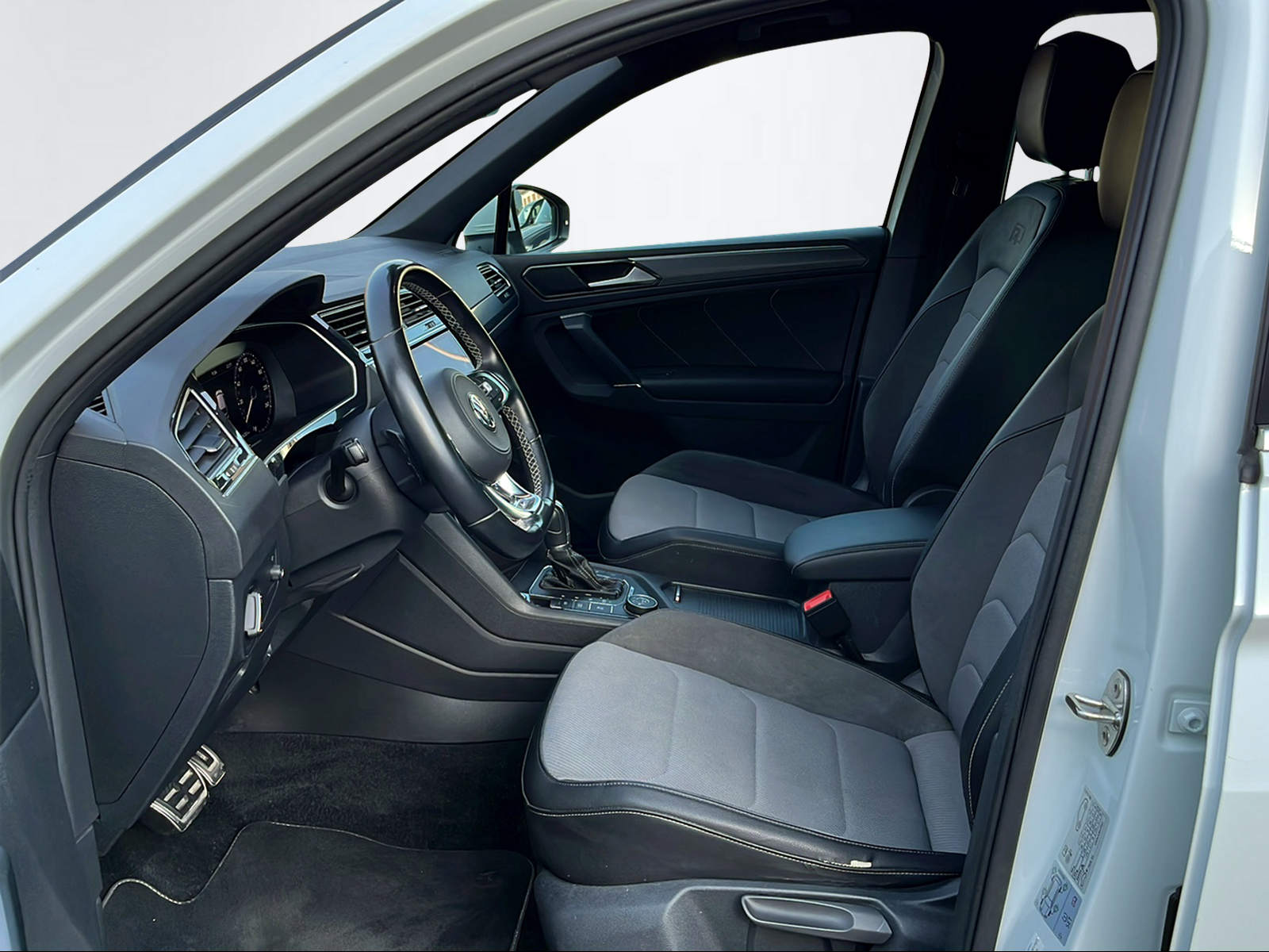 VW Tiguan 2.0 TSI Highline DSG-image-7