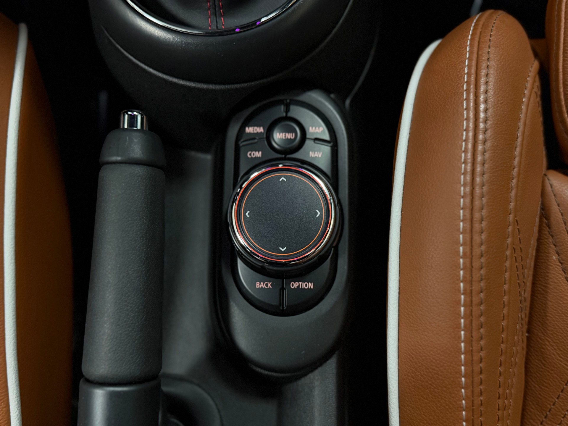 MINI Cooper S Steptronic DKG-image-21