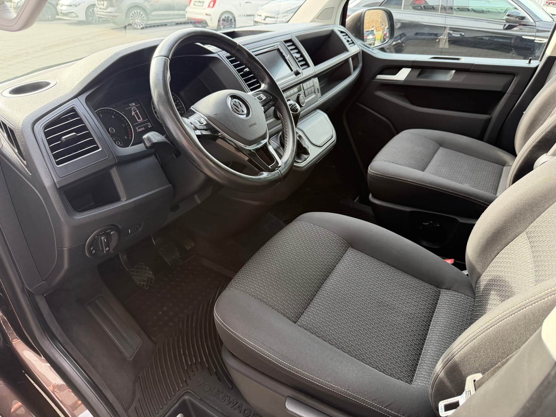 VW T6 Multivan 2.0 TDI Trendline 4Motion-image-12