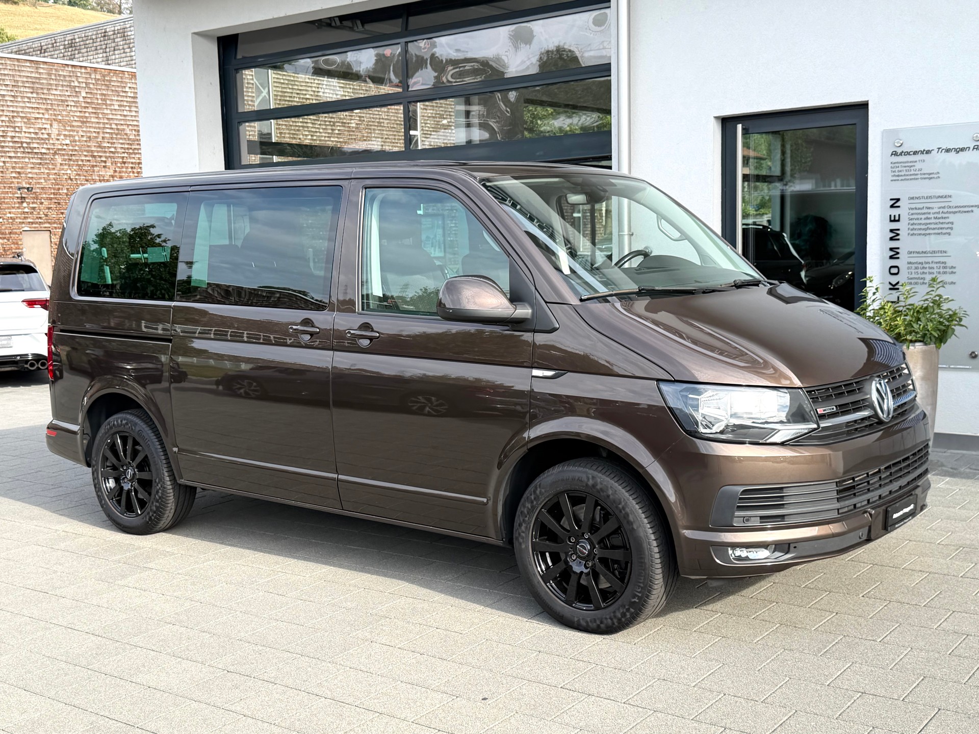 VW T6 Multivan 2.0 TDI Trendline 4Motion-image-4