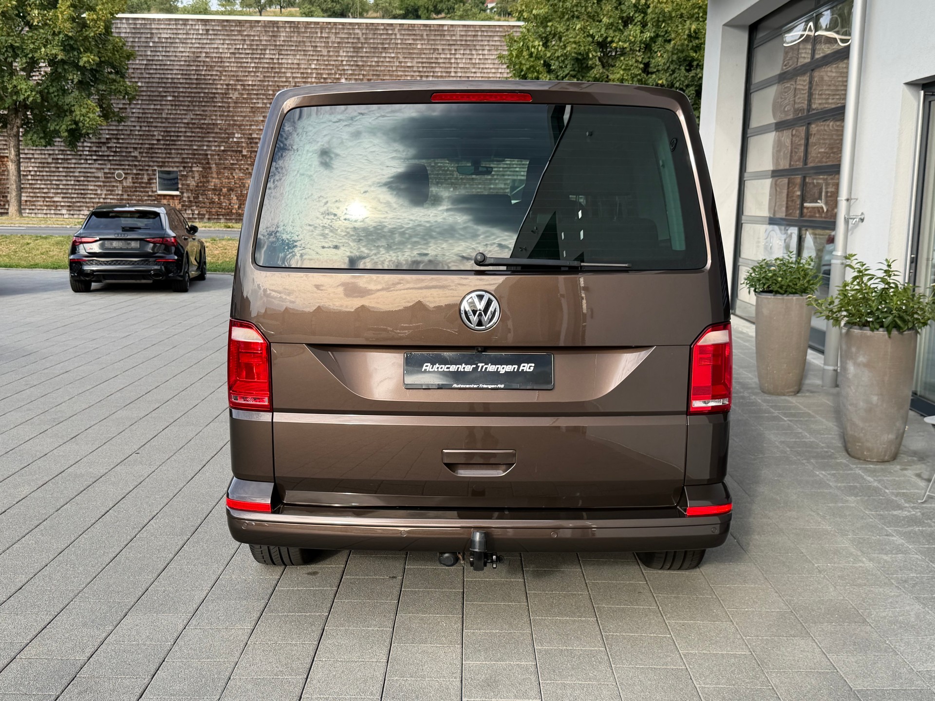 VW T6 Multivan 2.0 TDI Trendline 4Motion-image-8