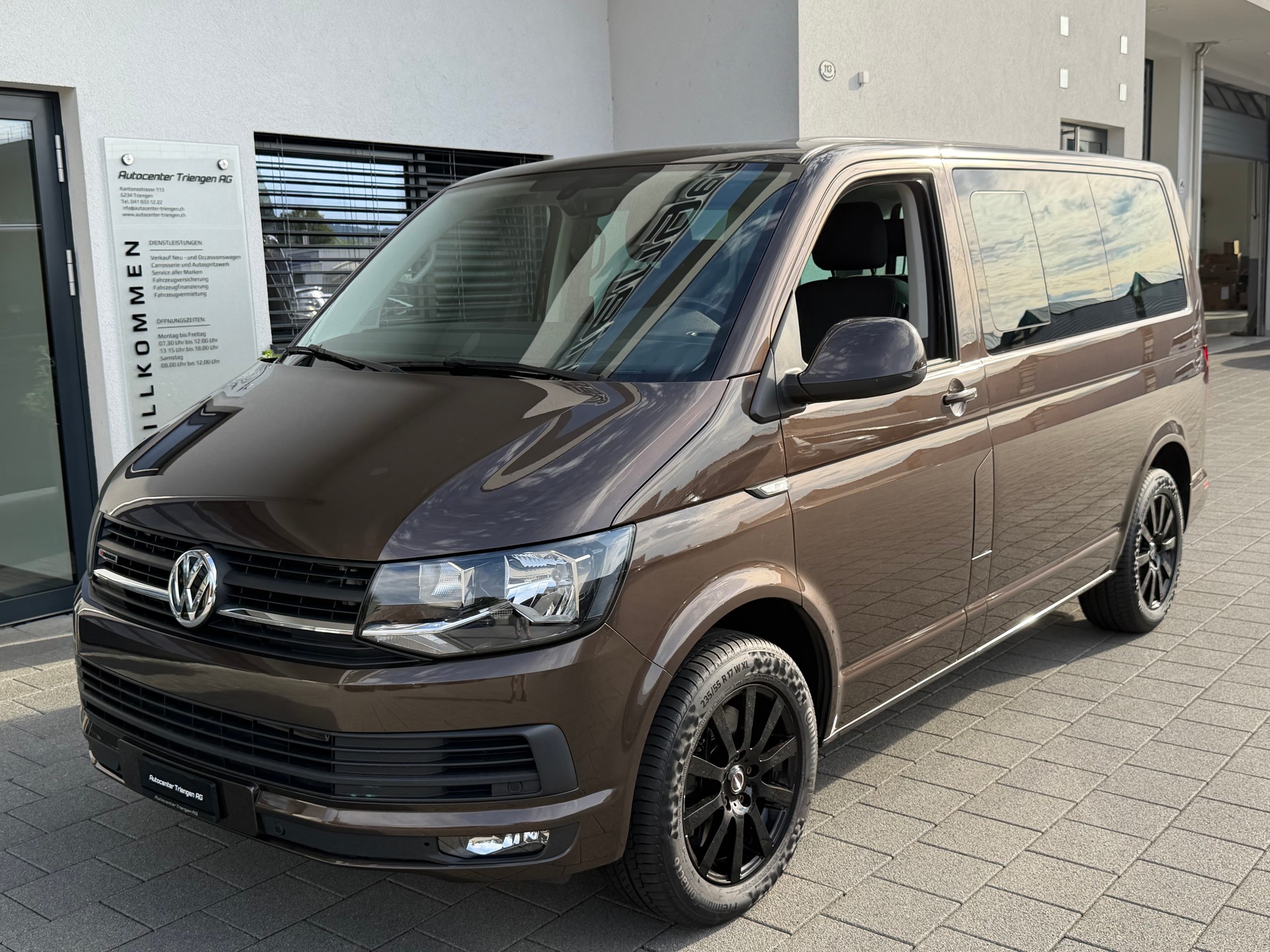 VW T6 Multivan 2.0 TDI Trendline 4Motion-image-1