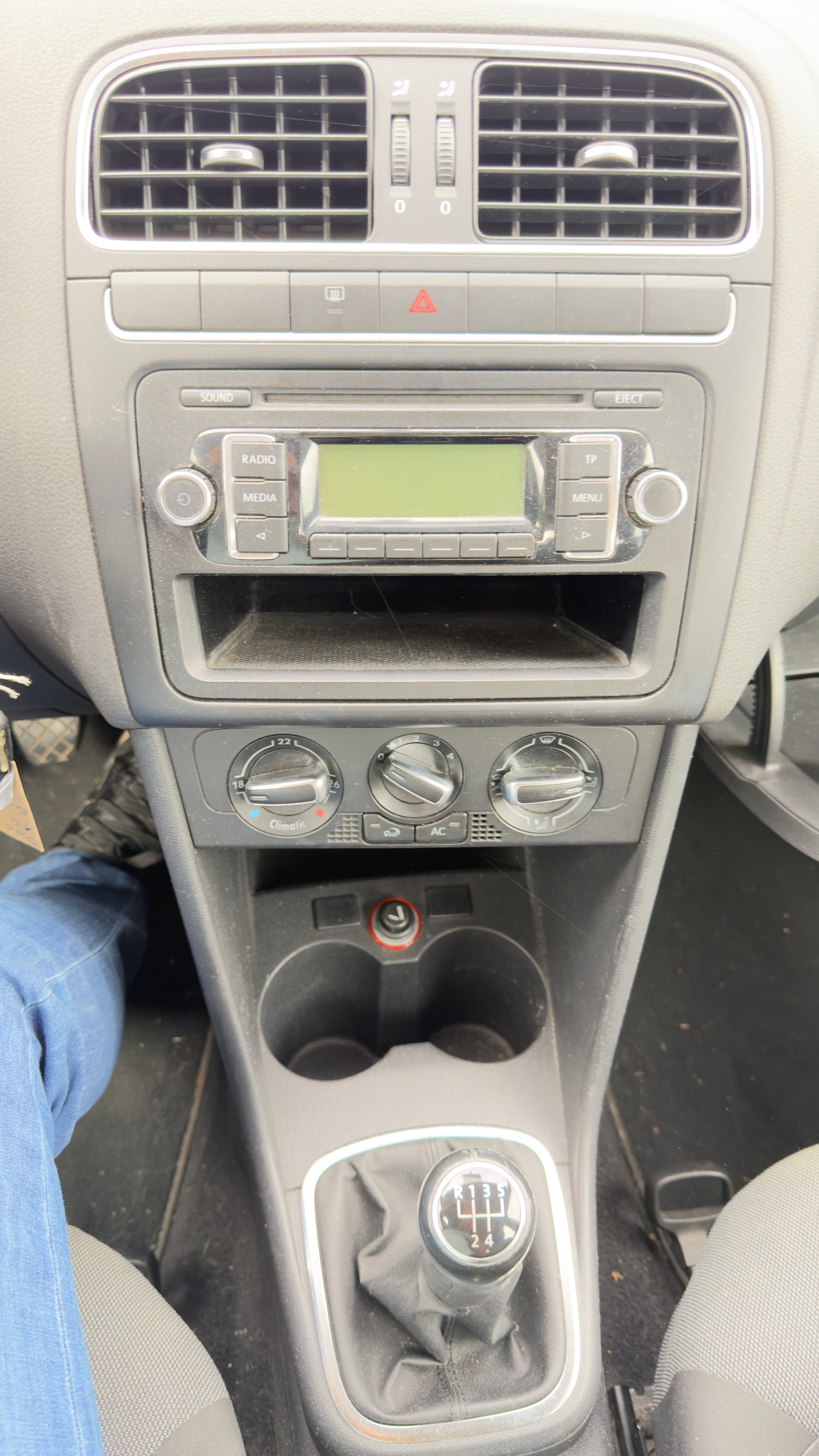 VW Polo 1.4 16V Comfortline-image-10