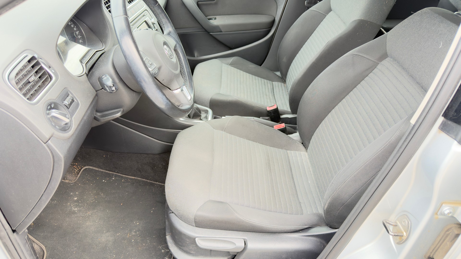 VW Polo 1.4 16V Comfortline-image-11