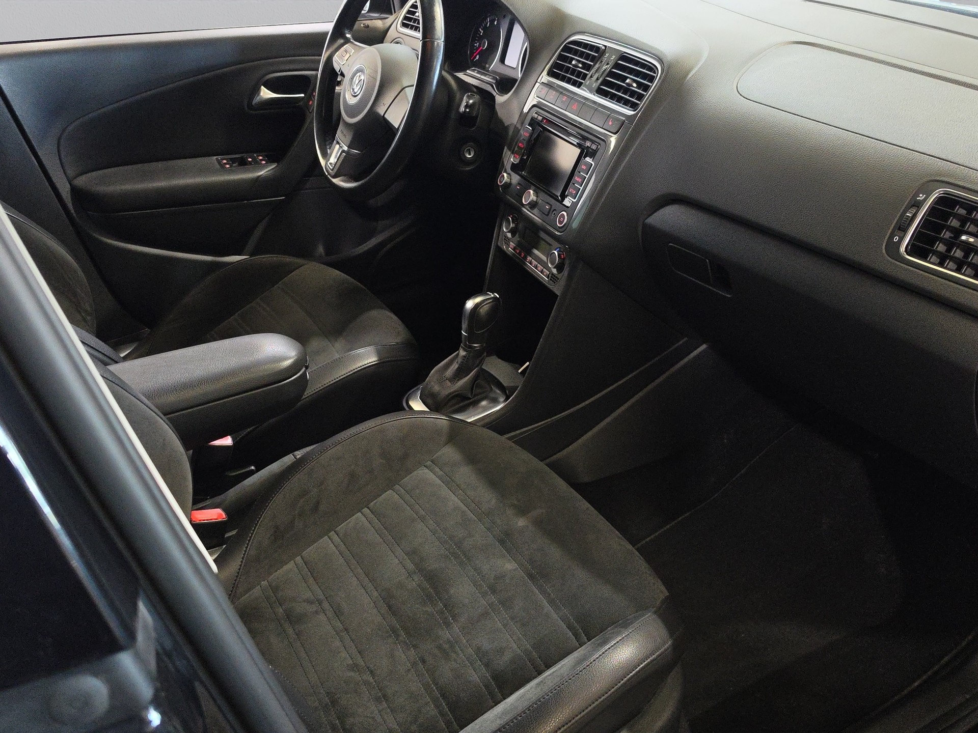 VW Polo 1.4 16V Team DSG-image-10