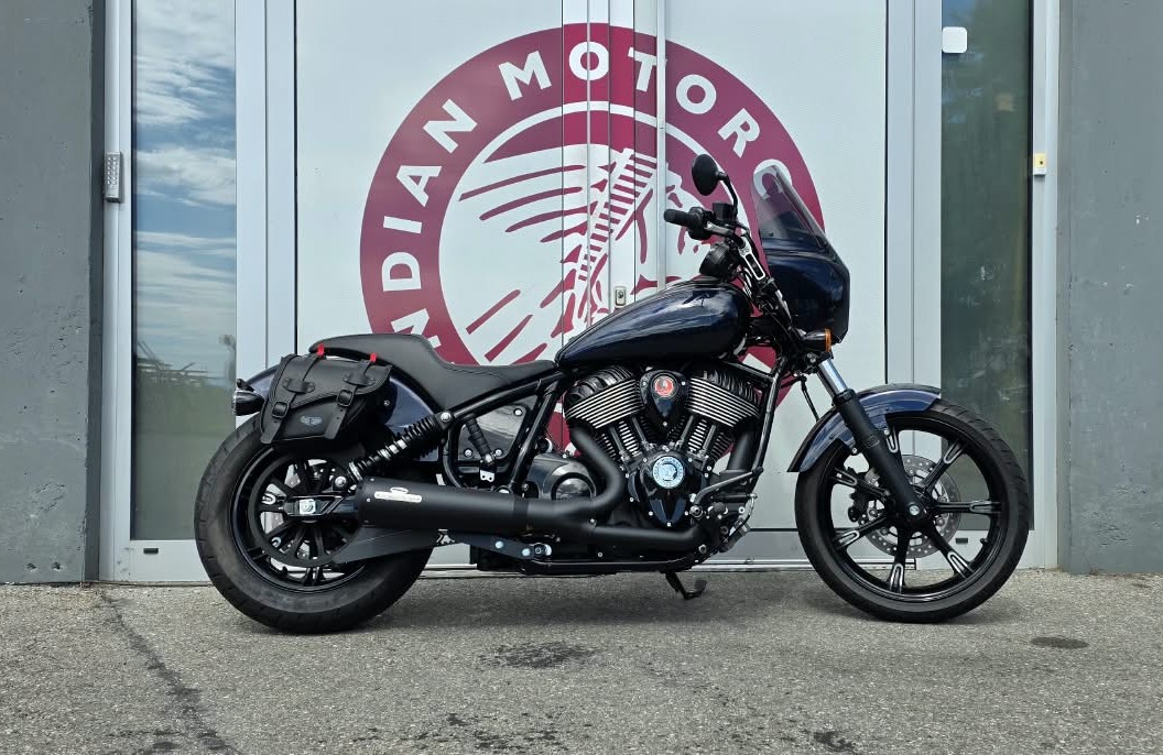 INDIAN Chief Dark Horse