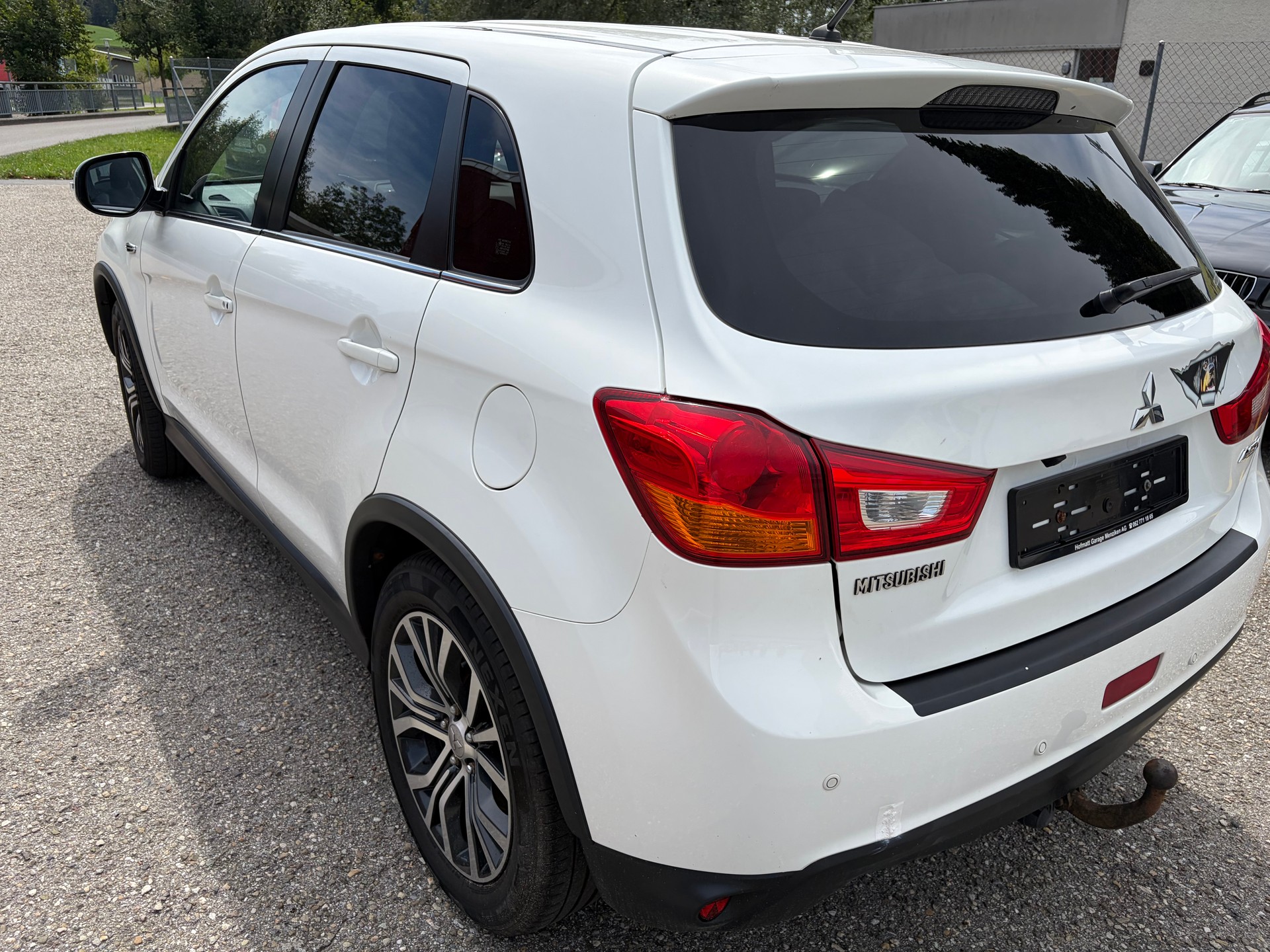 MITSUBISHI ASX 2.2 DID Diamond 4WD Automatic-image-5
