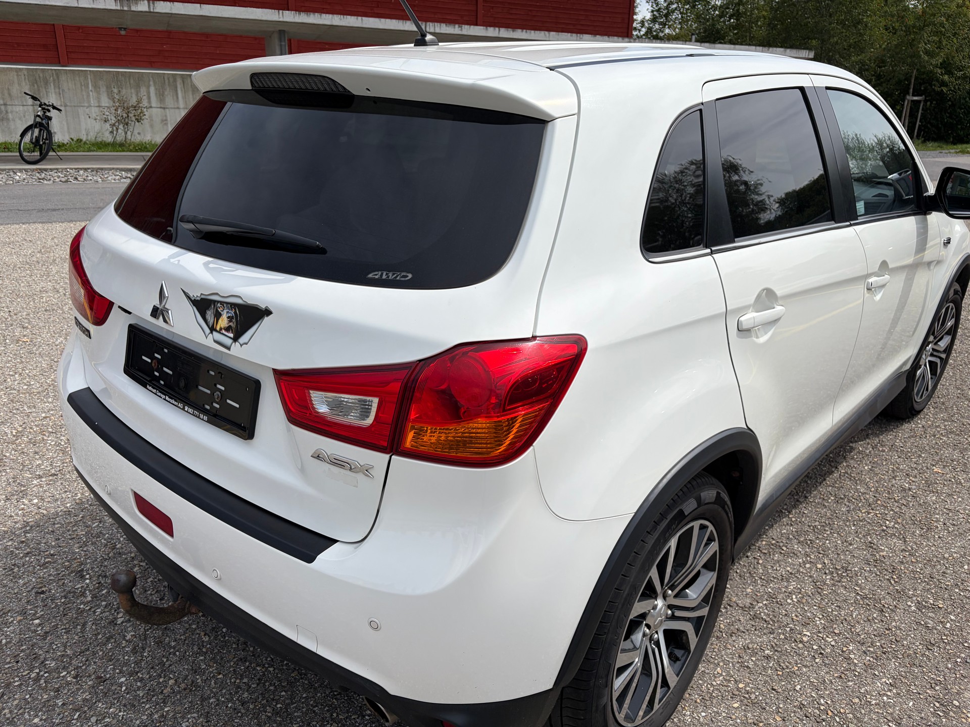 MITSUBISHI ASX 2.2 DID Diamond 4WD Automatic-image-3