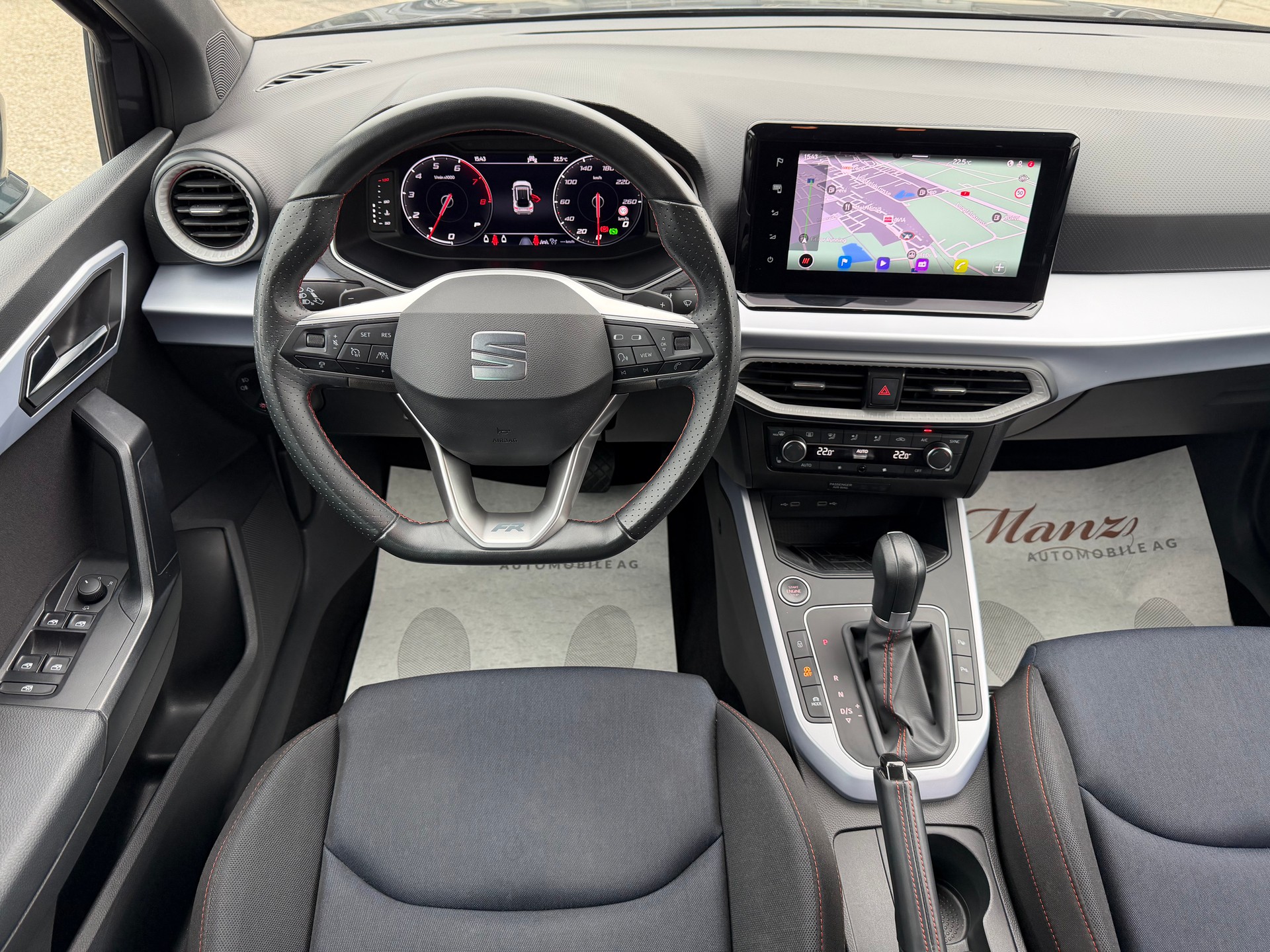 SEAT Arona 1.5 TSI 150PS FR-Line DSG **Top-Ausstattung**-image-10