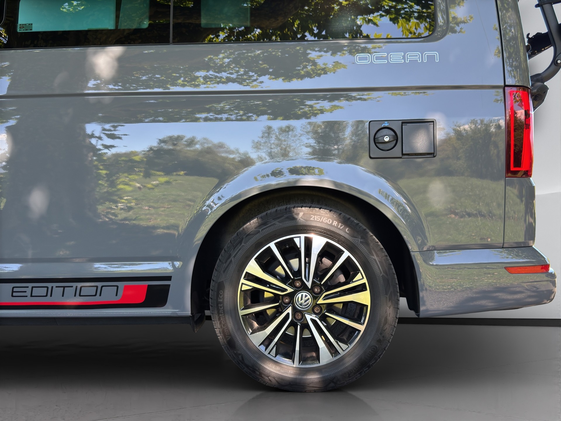 VW T6.1 California 2.0 TDI Ocean Liberty 4Motion DSG-image-21