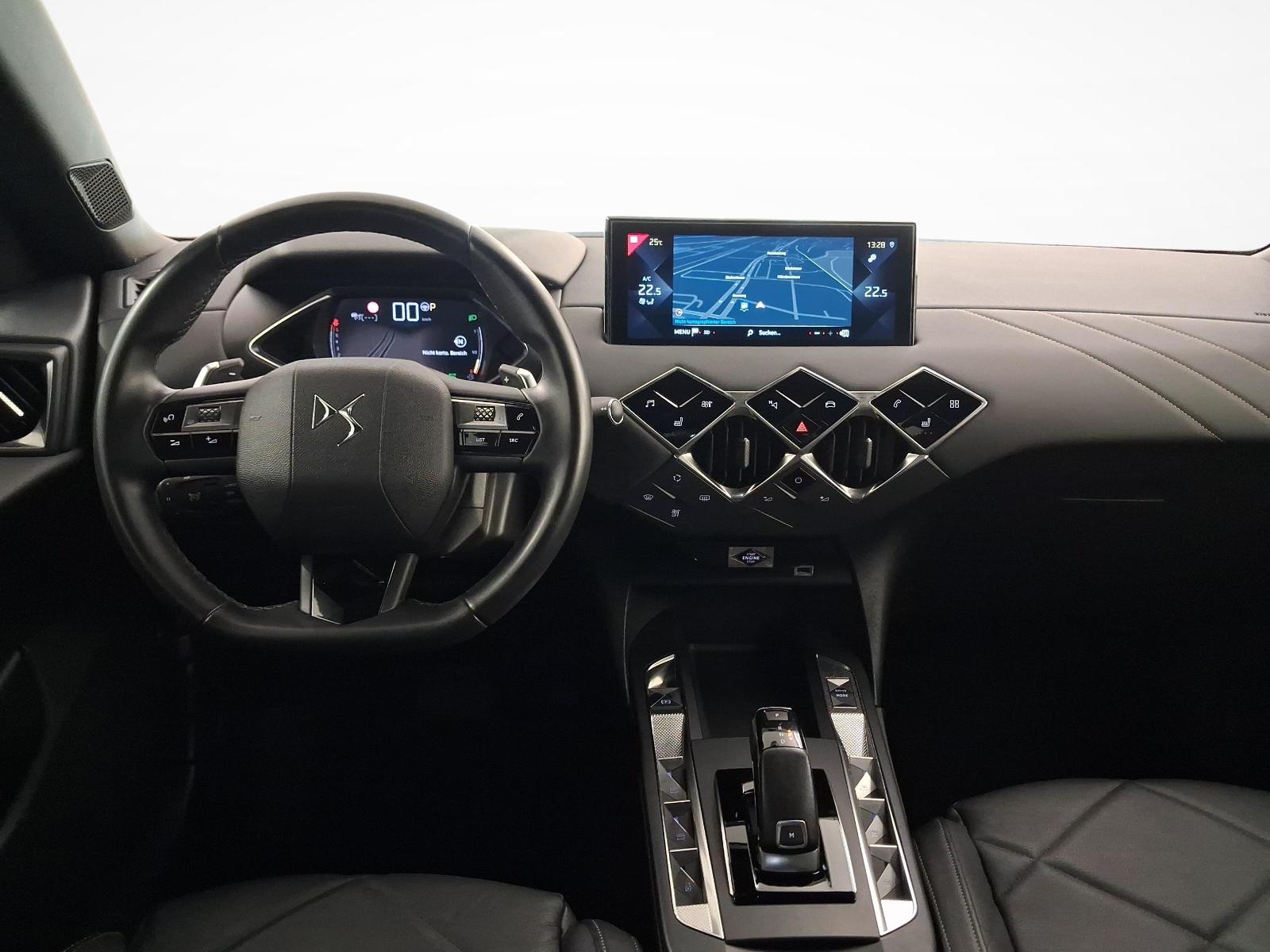 DS AUTOMOBILES 3 Crossback 1.2 PureTech 155 Bastille-image-8