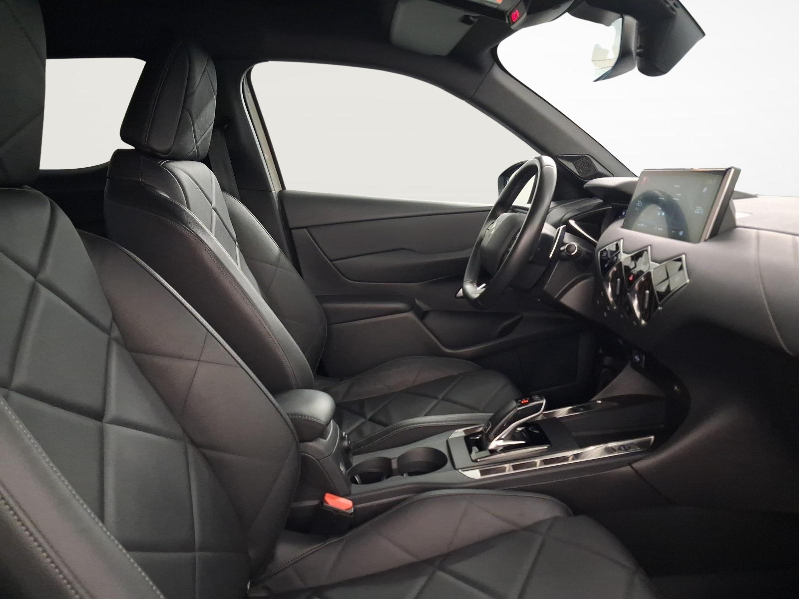 DS AUTOMOBILES 3 Crossback 1.2 PureTech 155 Bastille-image-9